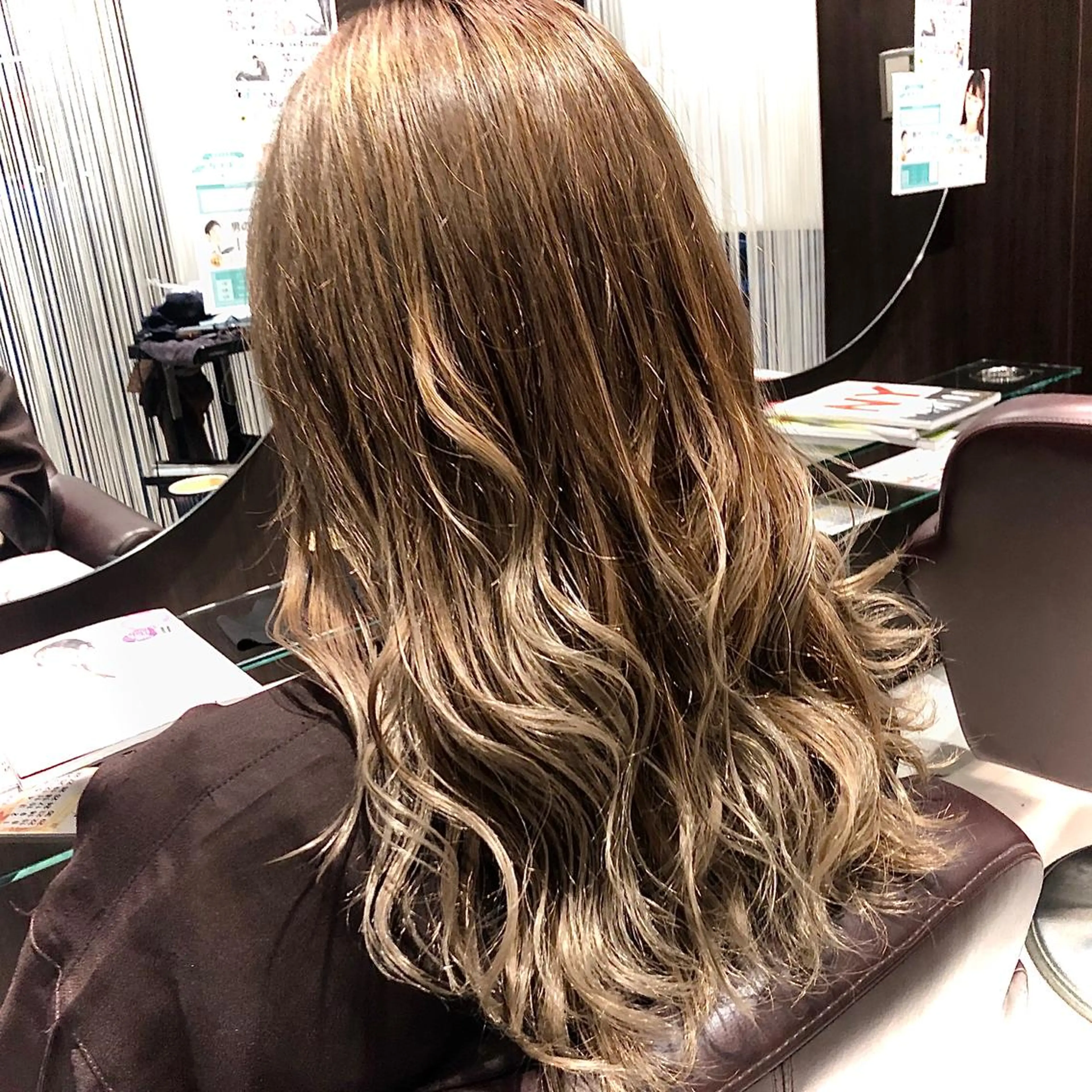 ロング 中島 稔のヘアスタイル
