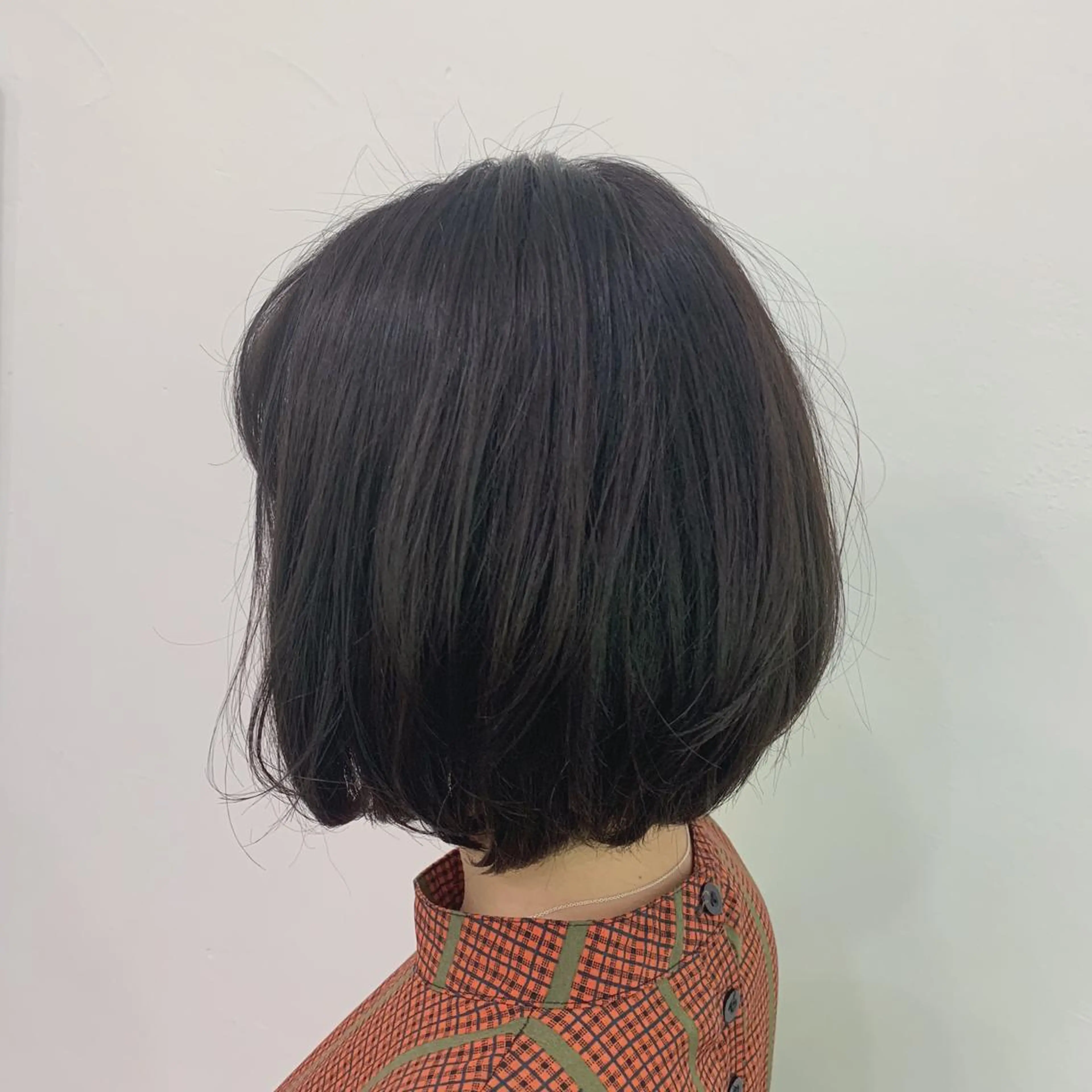 ショート カット ヘアカラー chama レイヤーカットのヘアスタイル