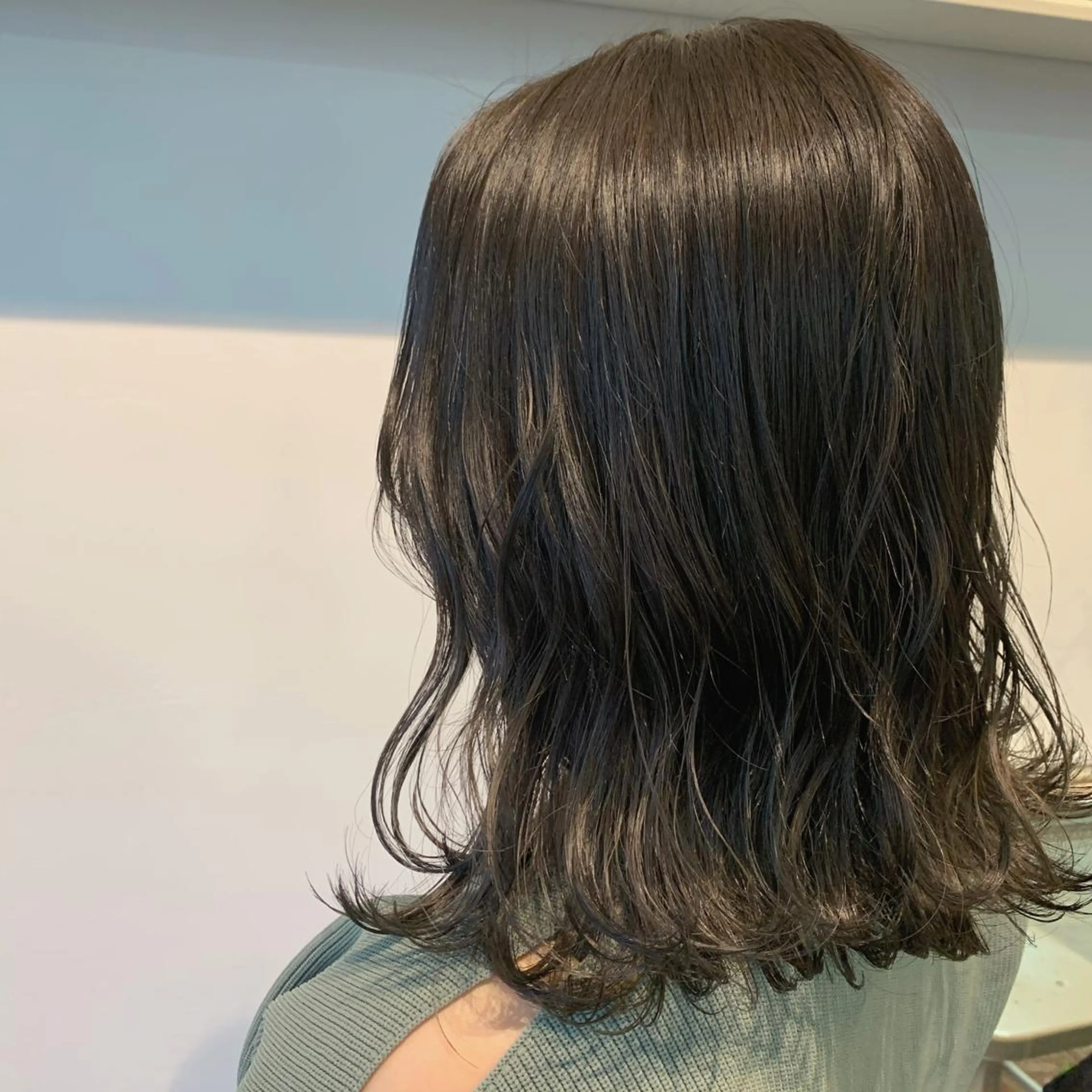 ミディアム カラー ヘアアレンジ グレージュ カット ヘアカラー トリートメント 山崎 澪のヘアスタイル