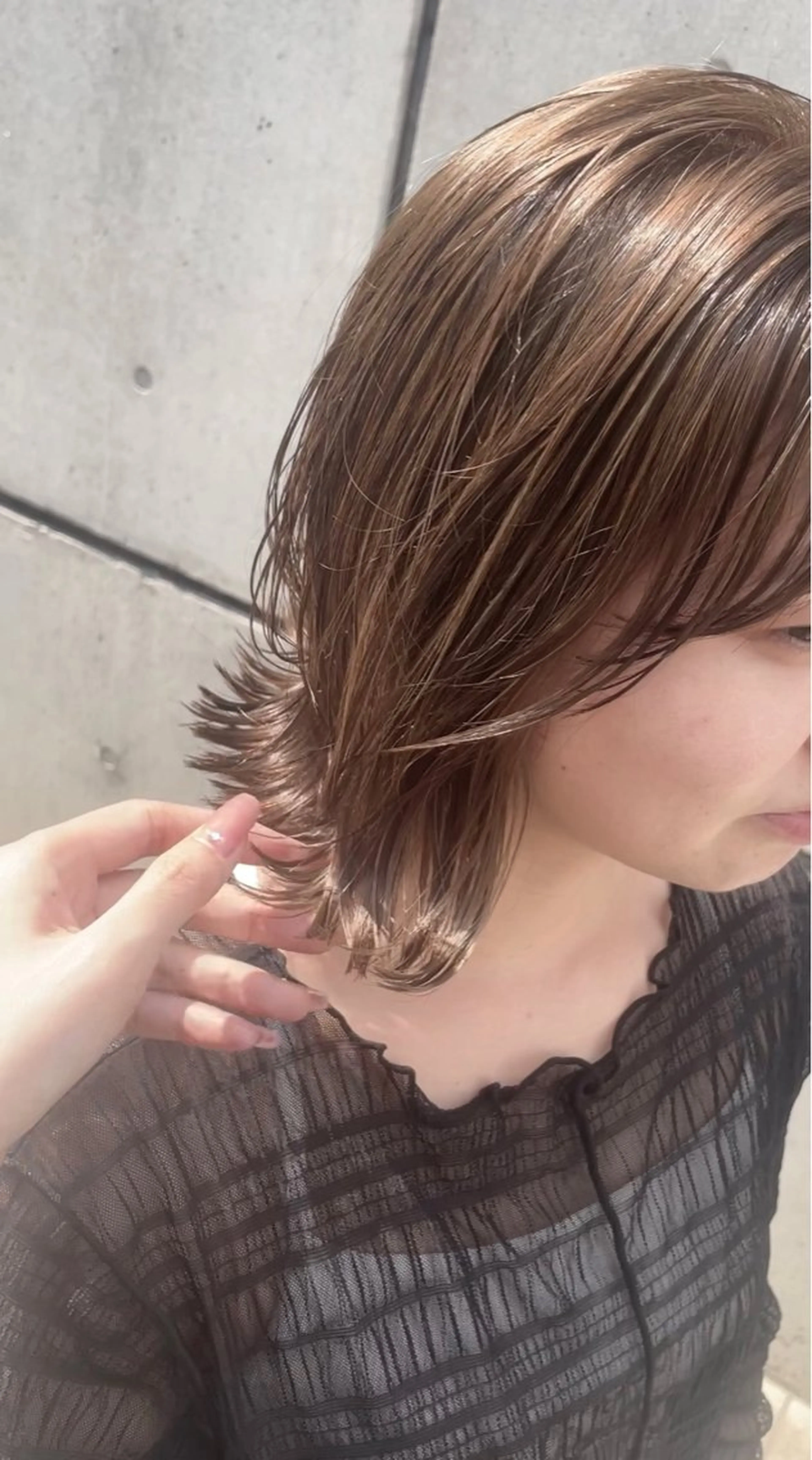 ミディアム カラー ベージュカラー ブリーチ ブリーチなしカラー カット ヘアカラー トリートメント BEBE所属・ブリーチなし 透明感カラーKANAのヘアスタイル