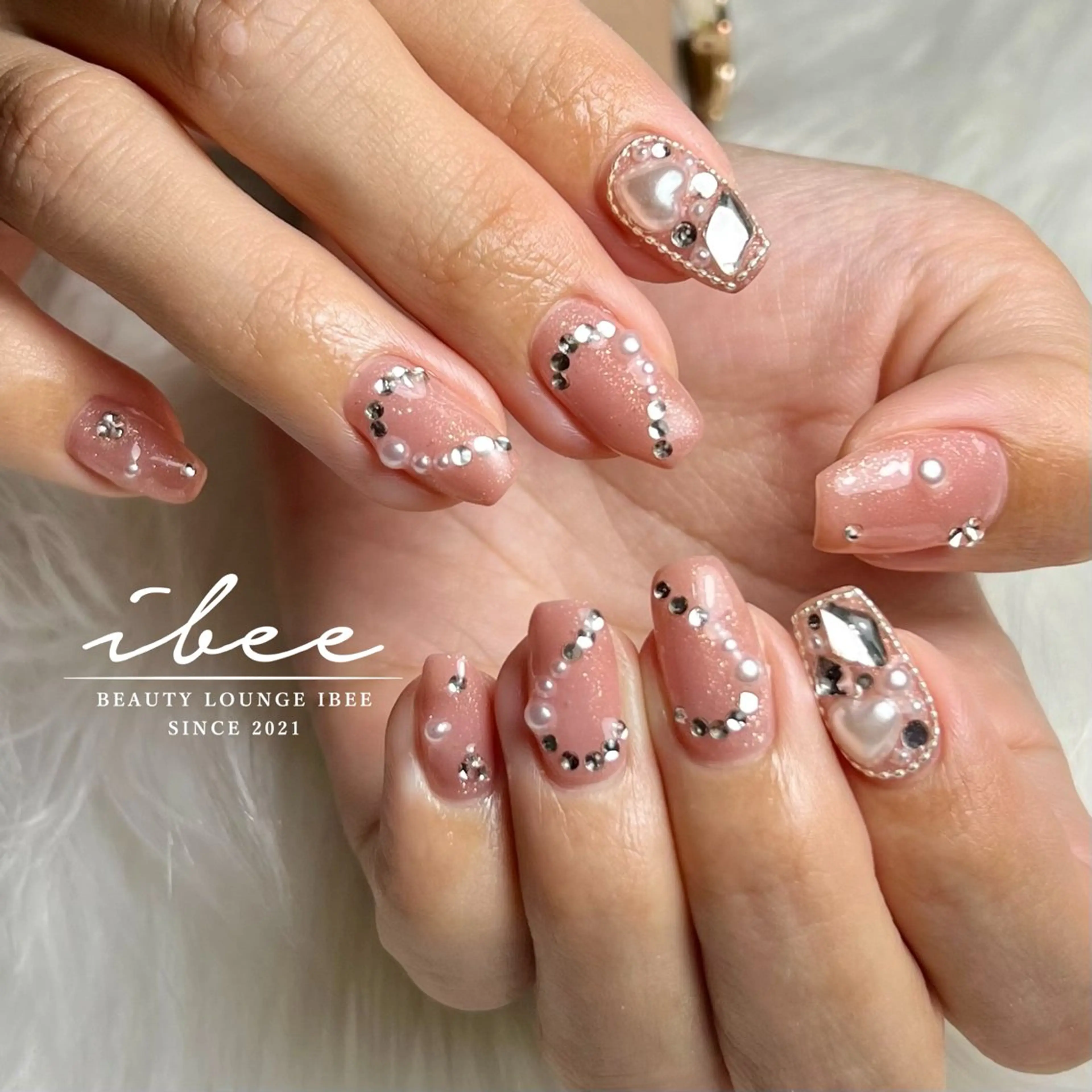 ネイル ハンドネイル ibee nail 🤍yumiのネイルデザイン
