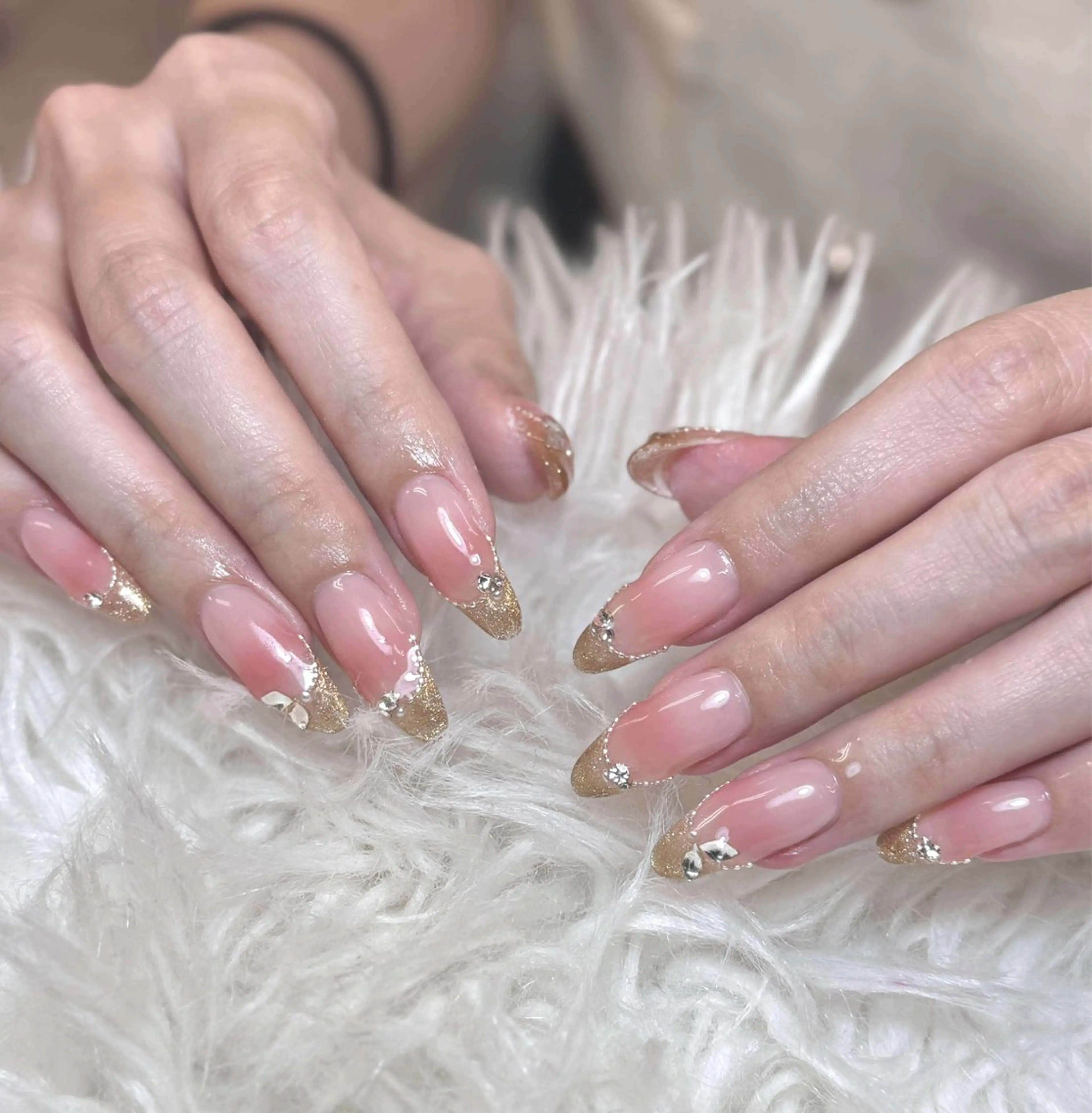 ネイル ハンドネイル ハンドケア Anh Nail 歌舞伎町のネイルデザイン