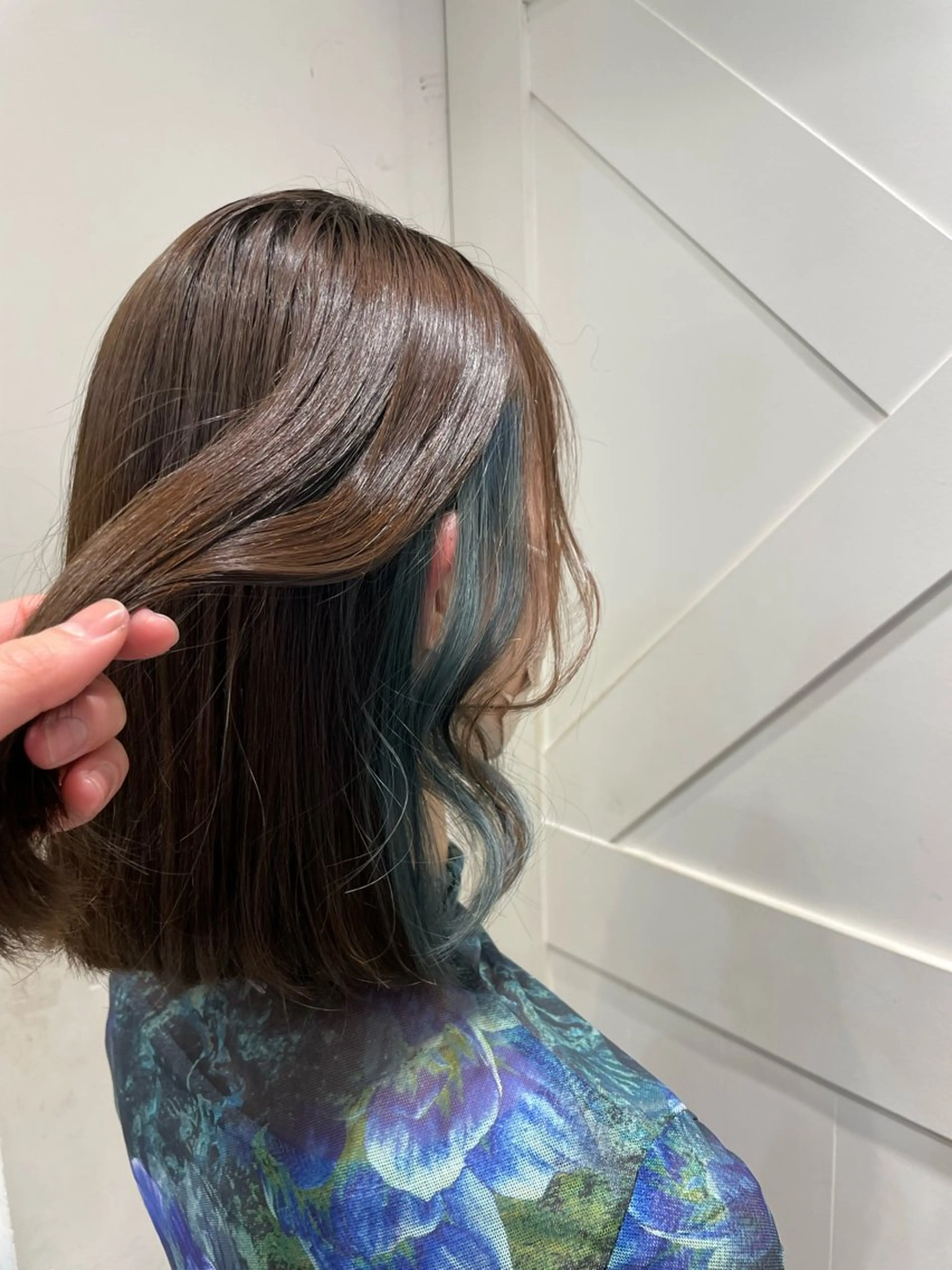 ミディアム カラー ヘアカラー ヘアメ☯️派手髪 ☯️ルカのヘアスタイル