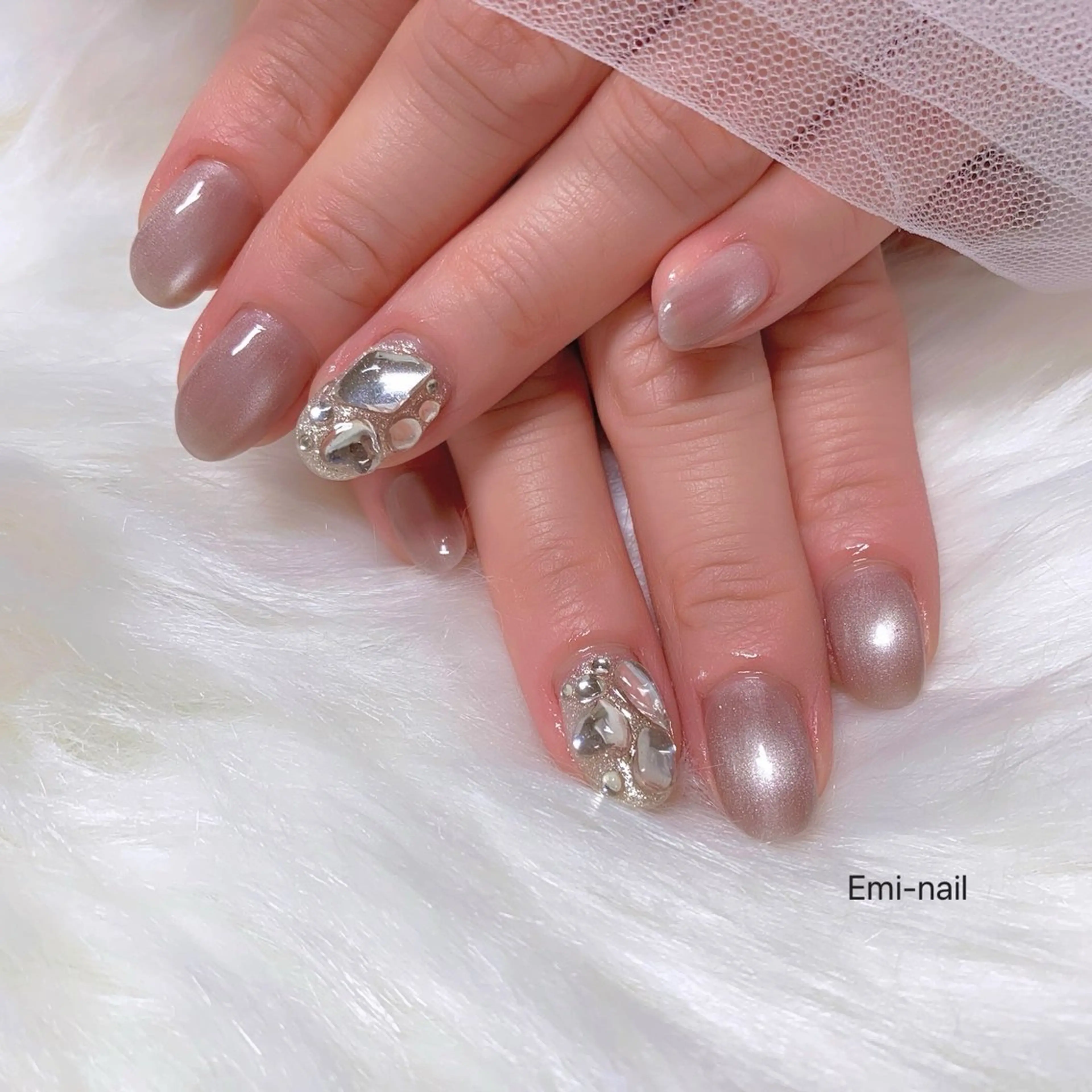ネイル ストーンネイル ハンドネイル Emi-nail 江﨑のネイルデザイン