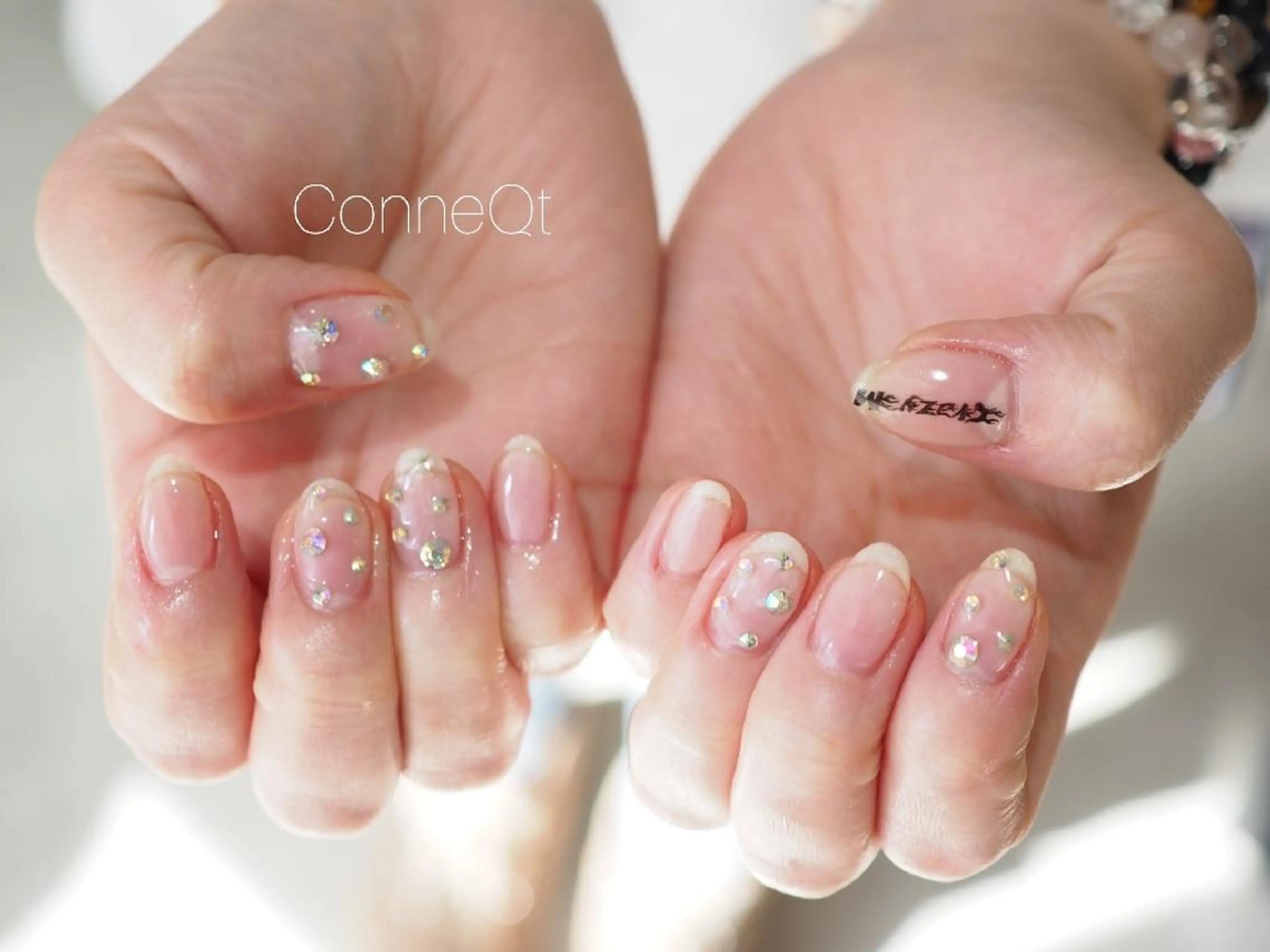 ネイル ハンドネイル ハンドケア ConneQt所属・ETHOSENSE. kimikaのネイルデザイン