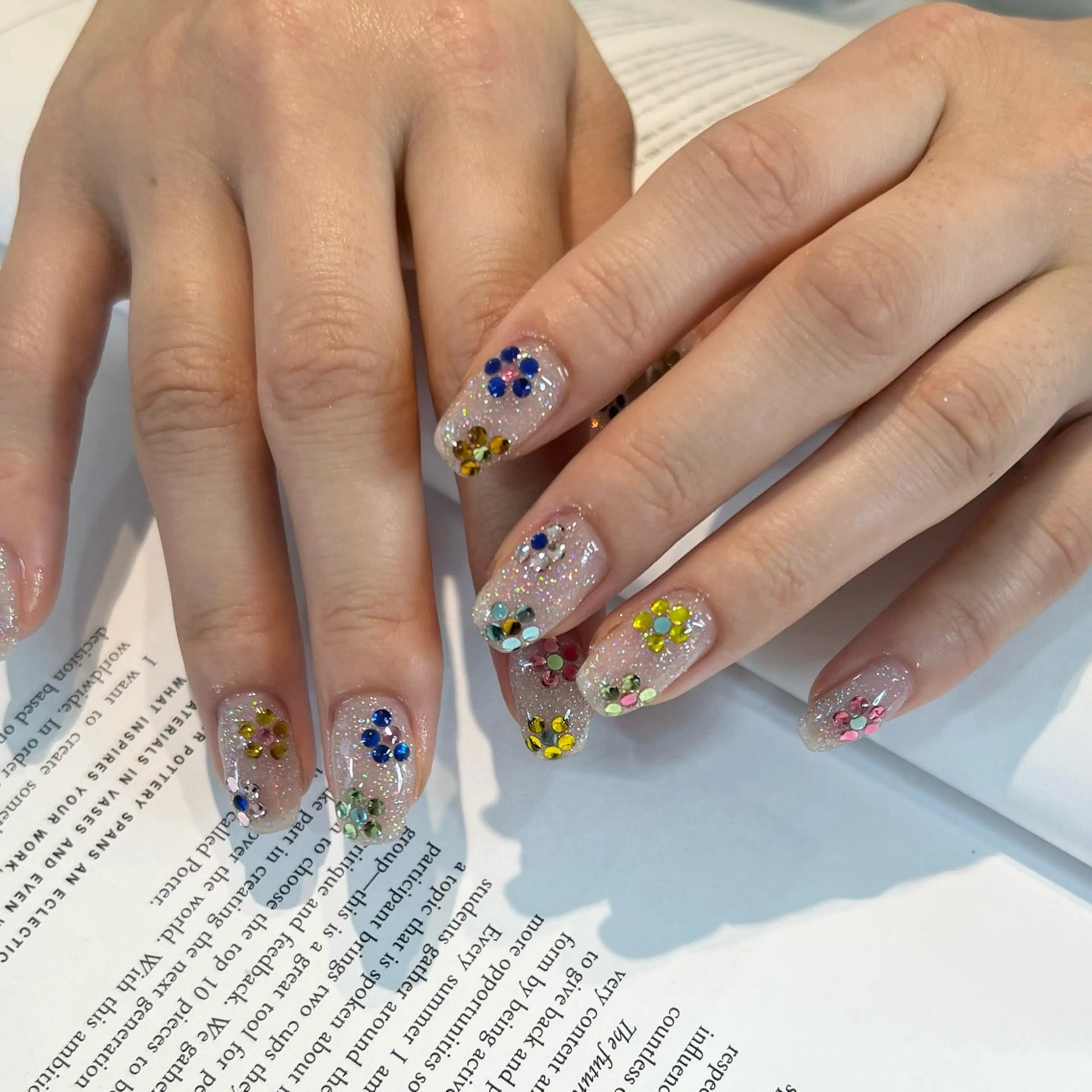 ネイル ハンドネイル sio.nail&eyebrow salon shimokitazawa2号店所属・nailist mana𖤐´-のネイルデザイン