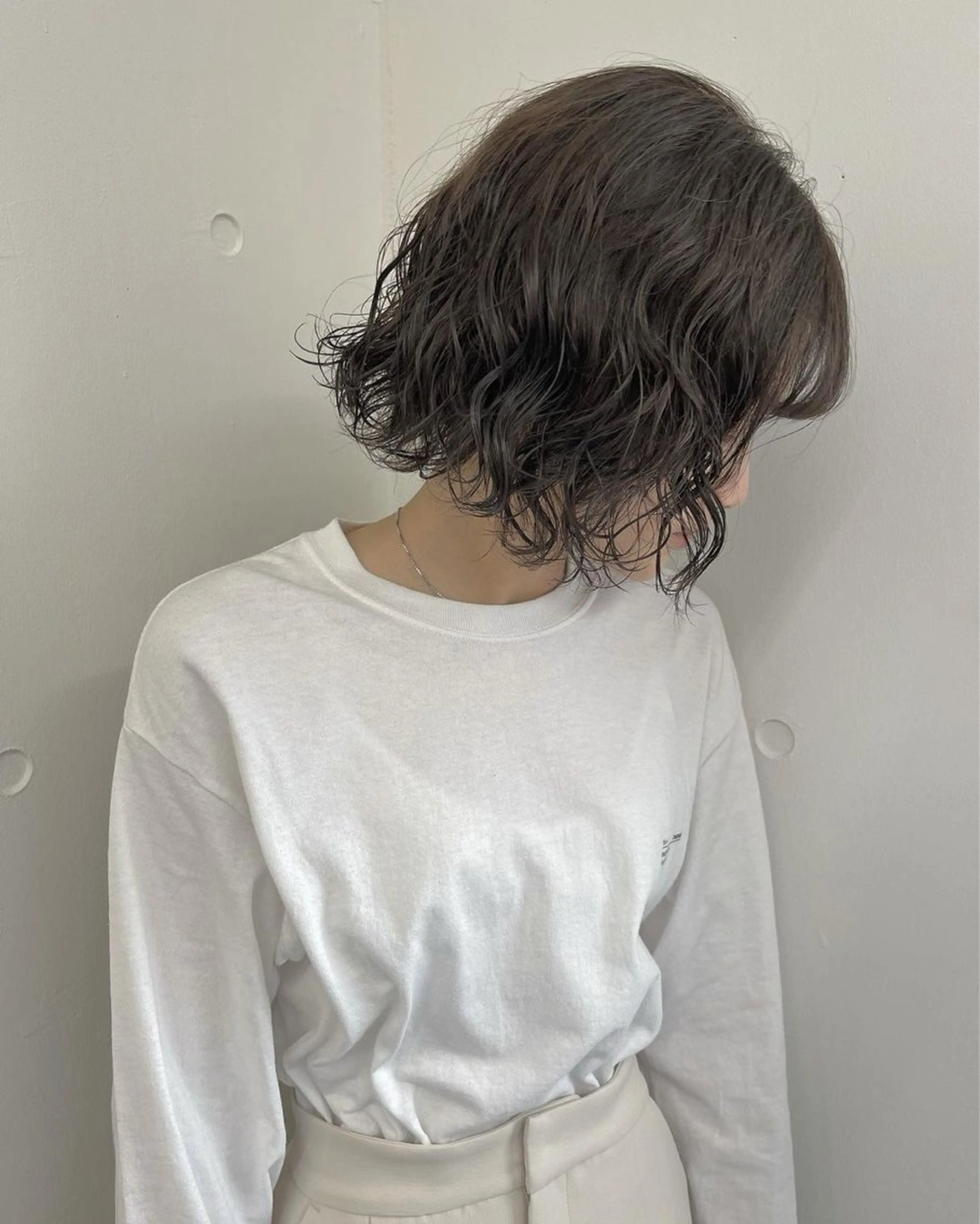 ショート カラー パーマ ボブ 森山 陽菜のヘアスタイル