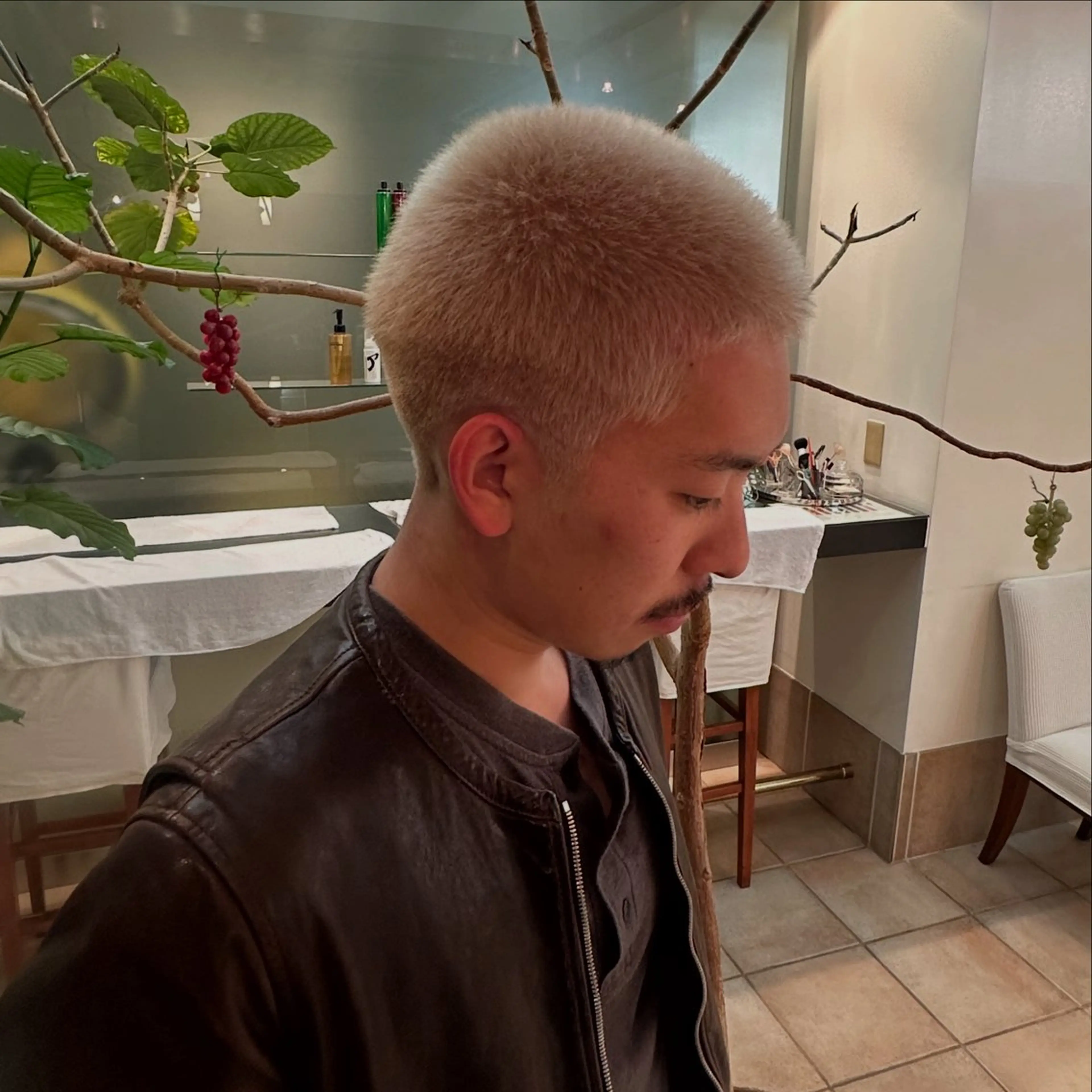 ショート ハコ（HACO)所属・豊嶋 暉直のヘアスタイル