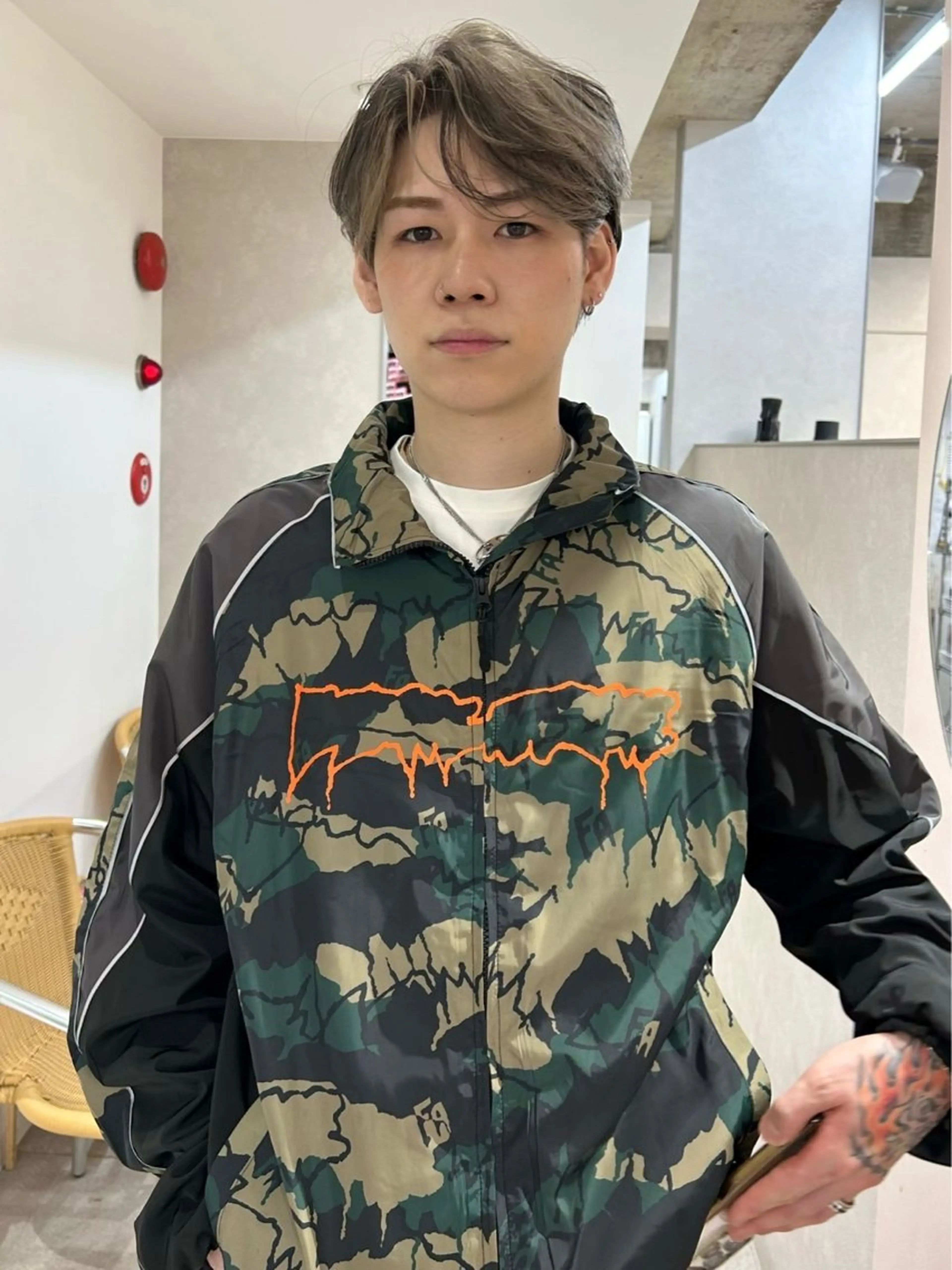 ショート メンズ 渡 汐音のヘアスタイル
