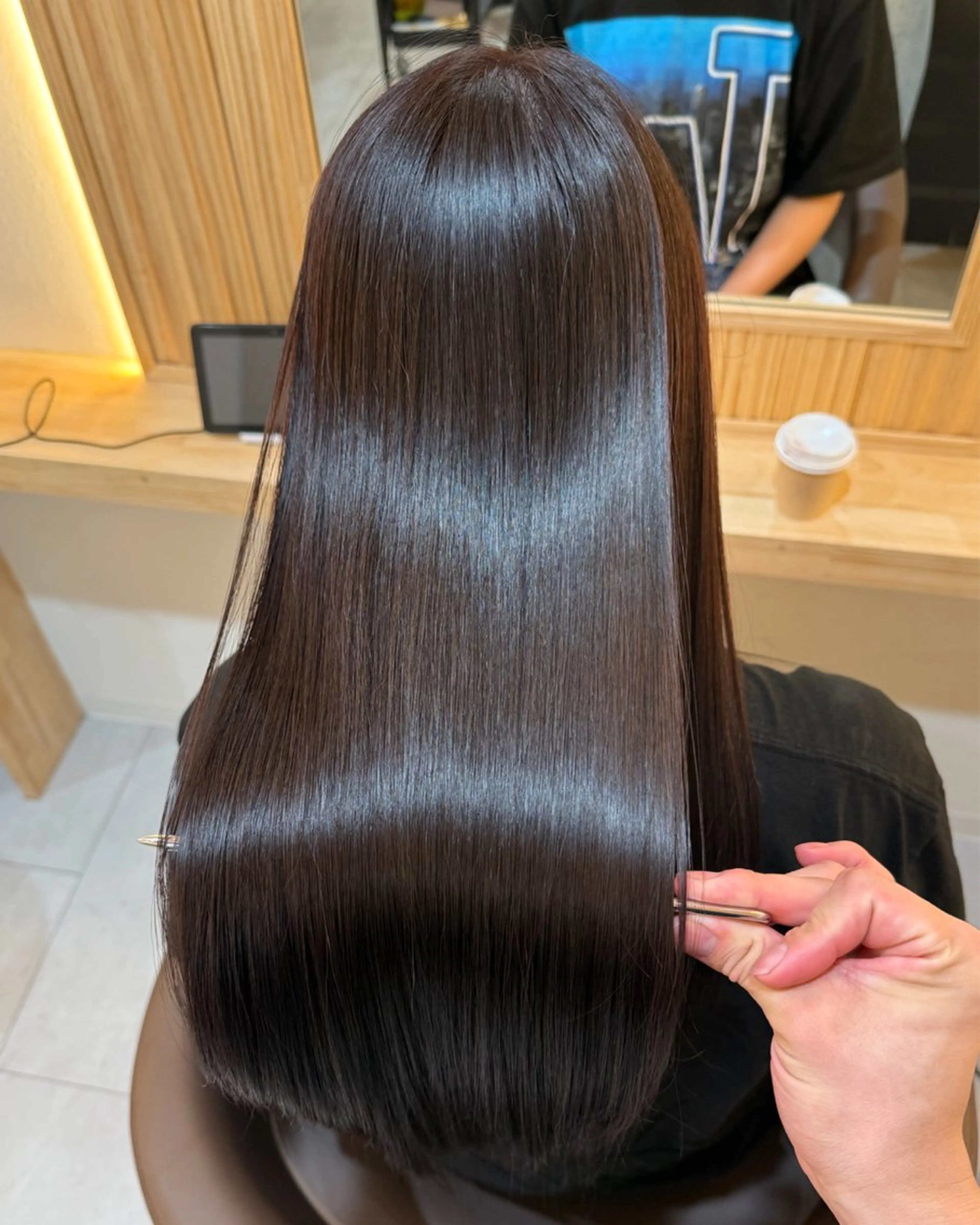 ロング 縮毛矯正 トリートメント attrait南堀江所属・乾かすだけで艶髪 松村海世のヘアスタイル