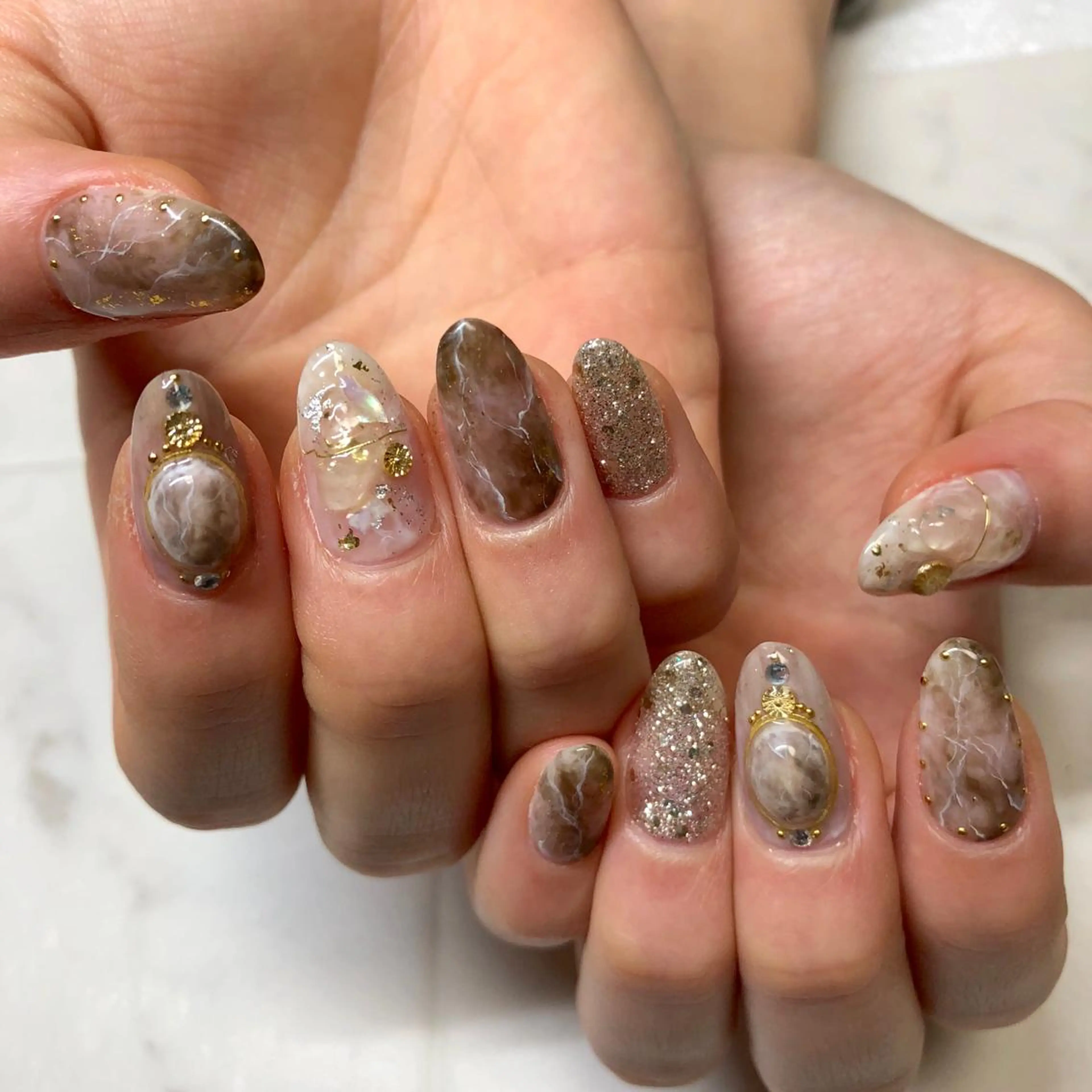 ネイル 大理石ネイル(マーブル) Twinkling( private salon)所属・伊藤 京香のネイルデザイン