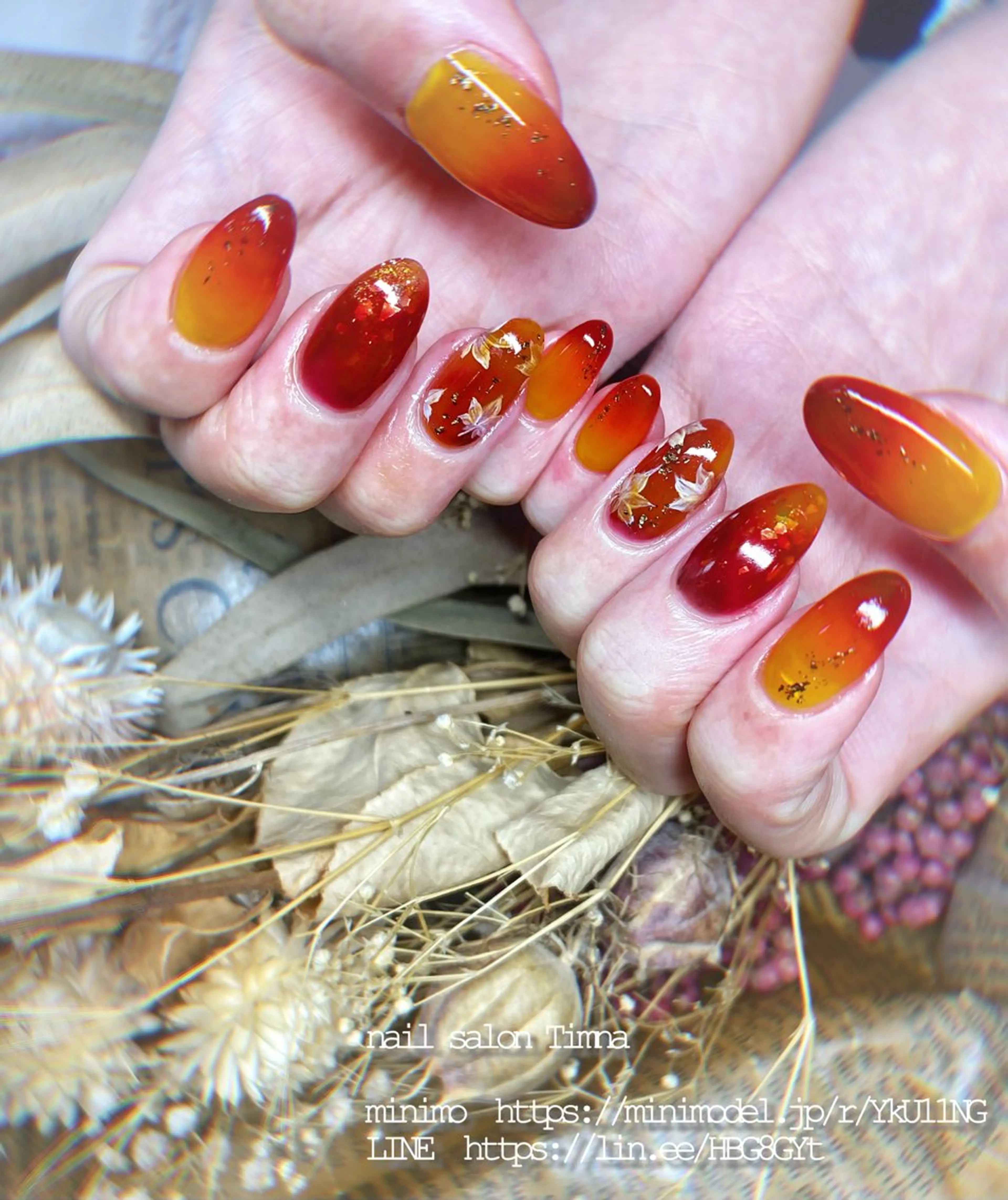 ミディアム ハンドネイル NAILSALON 🍔Timna🍟のネイルデザイン
