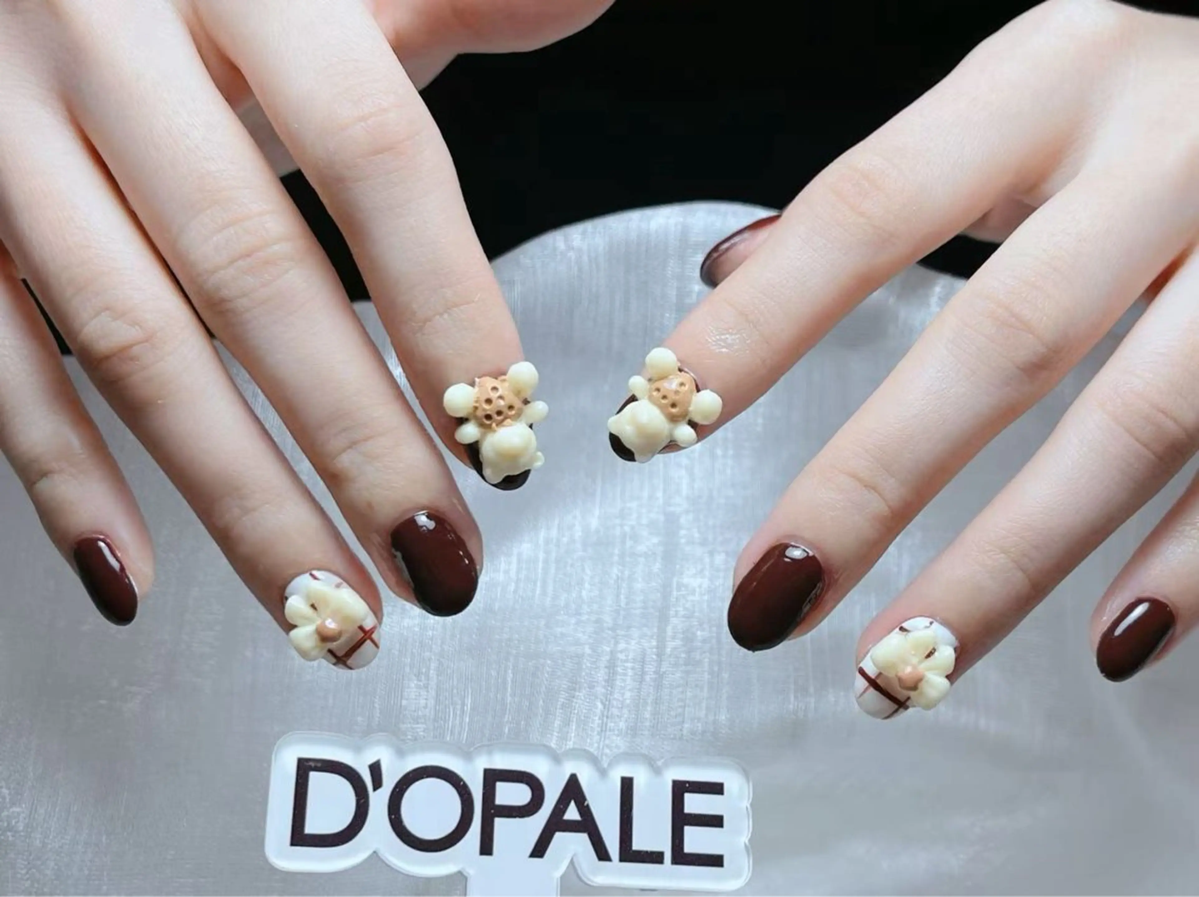 ネイル ジェルネイル グラデーション 韓国ネイル ミラーネイル 夏ネイル ハンドネイル D‘OPALEサロン所属・トパサロン 上野kkのネイルデザイン