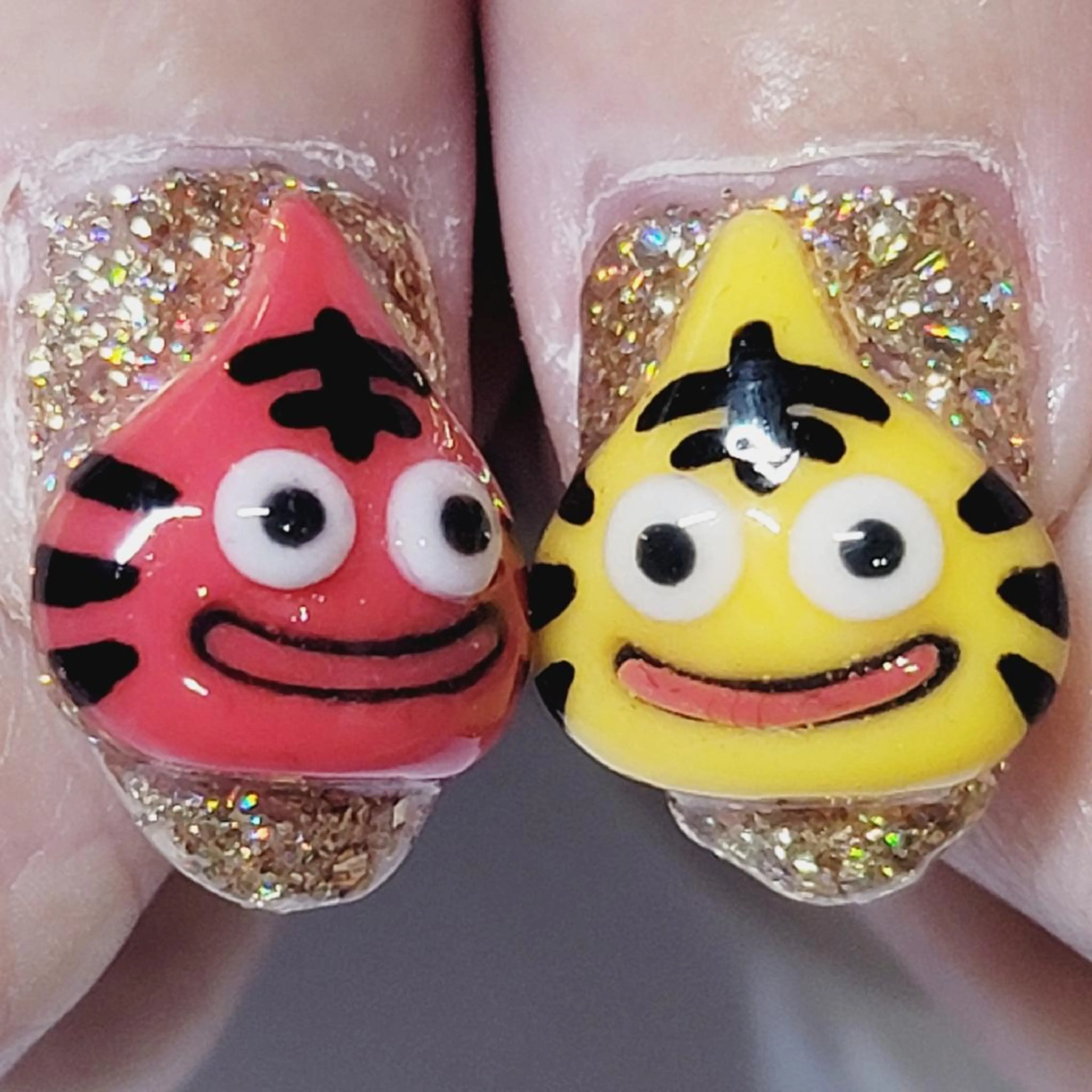 ネイル アートネイル ゴールド ラメ(グリッター) ワンカラーネイル オレンジ ハンドネイル よしだ ひろきのネイルデザイン