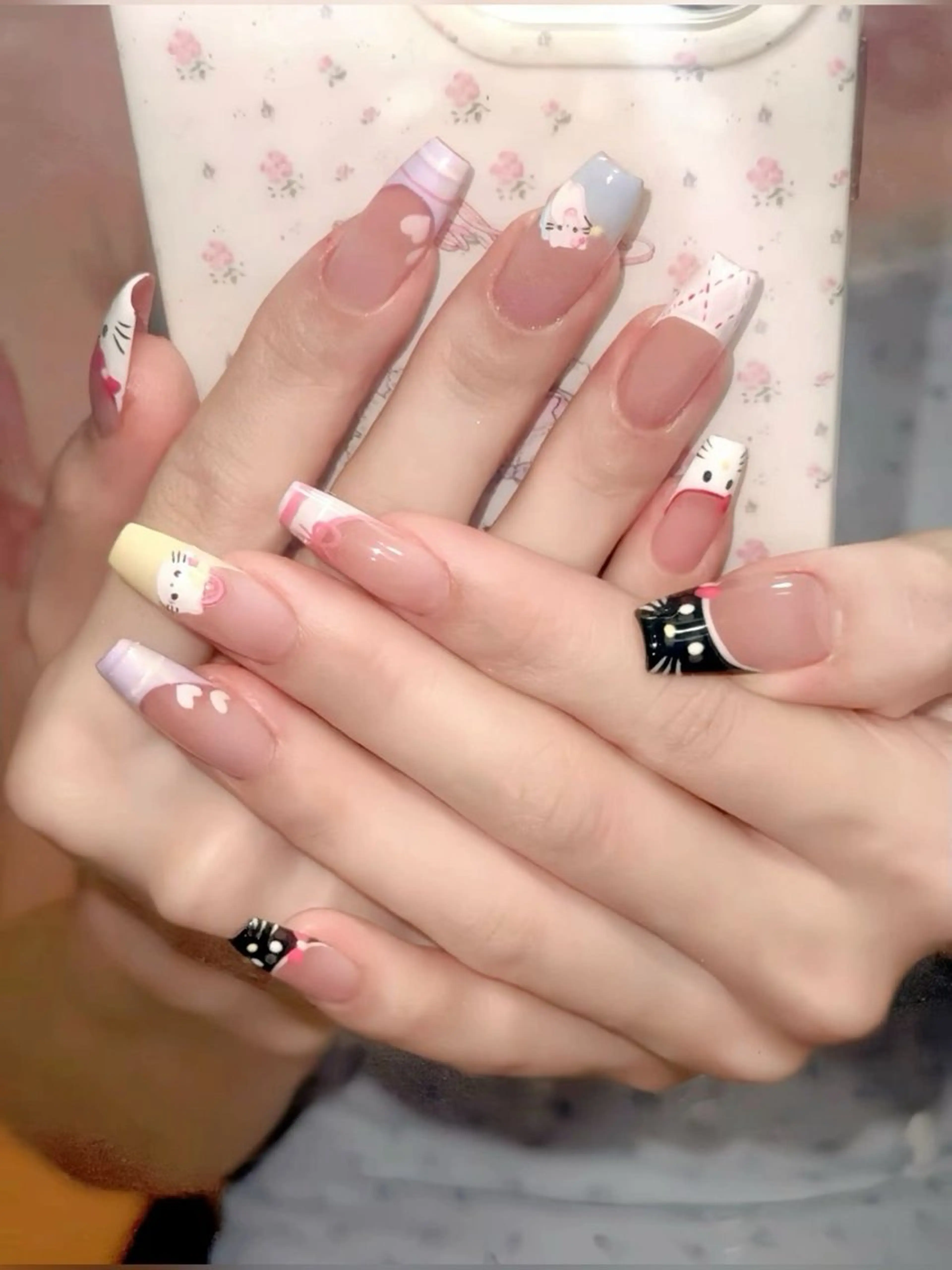 ネイル 長さ出し フレンチネイル グラデーション 卒業式 マグネットネイル ハンドネイル MIHANA NAILのネイルデザイン
