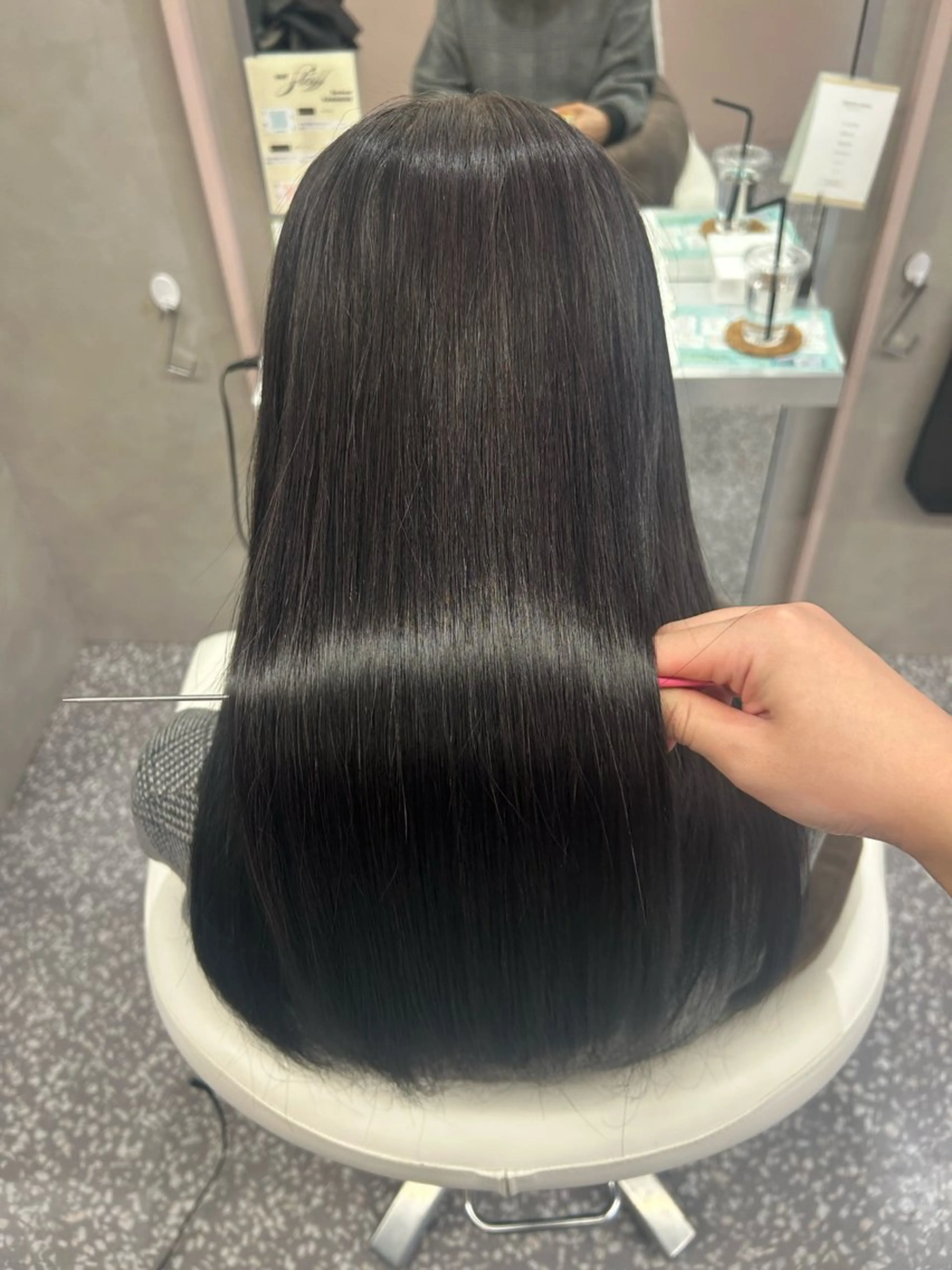 ロング 縮毛矯正 Bonheur 川西店所属・山田 来留未のヘアスタイル