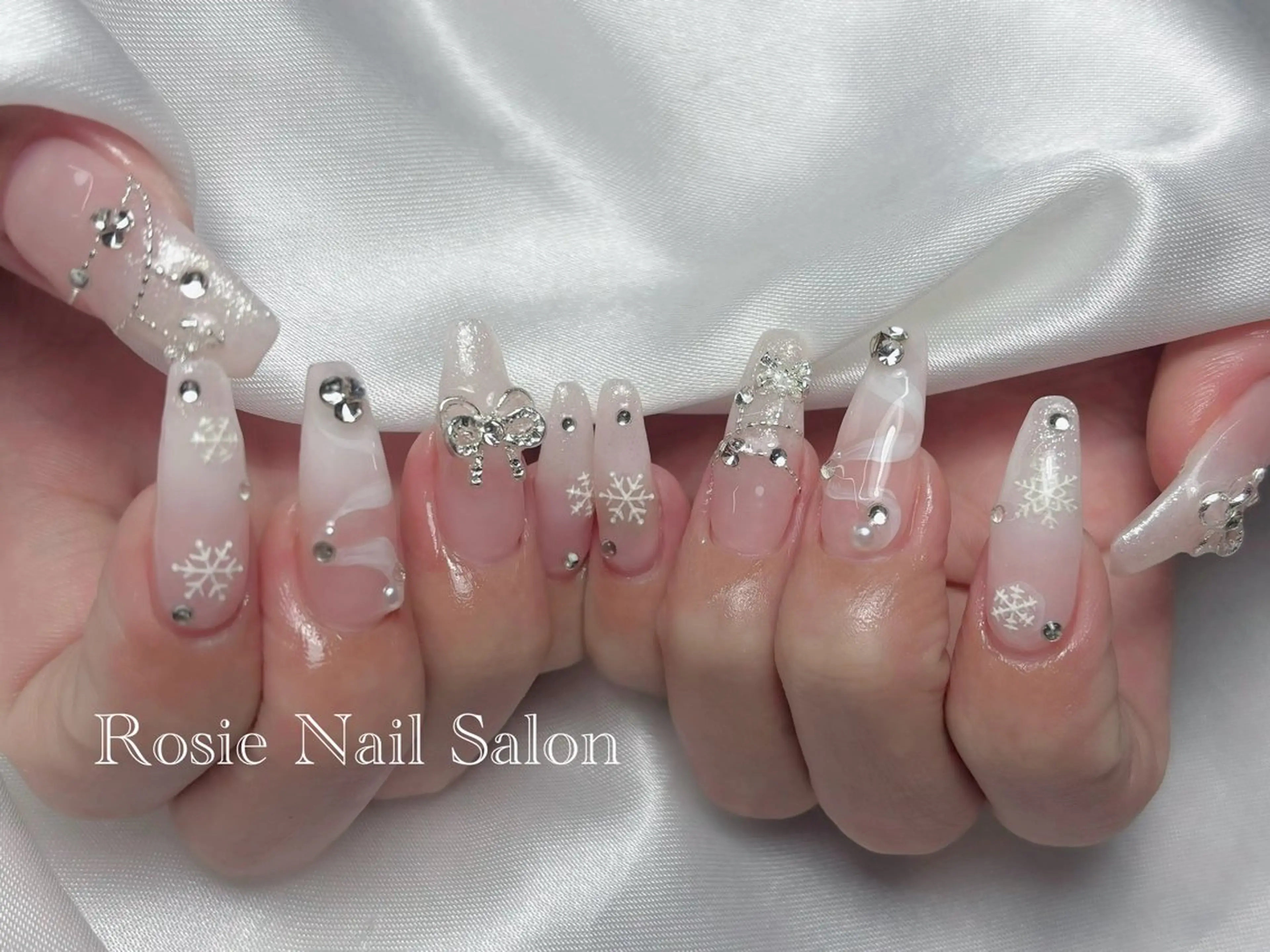 ネイル Rosie Nail サロン南越谷のネイルデザイン