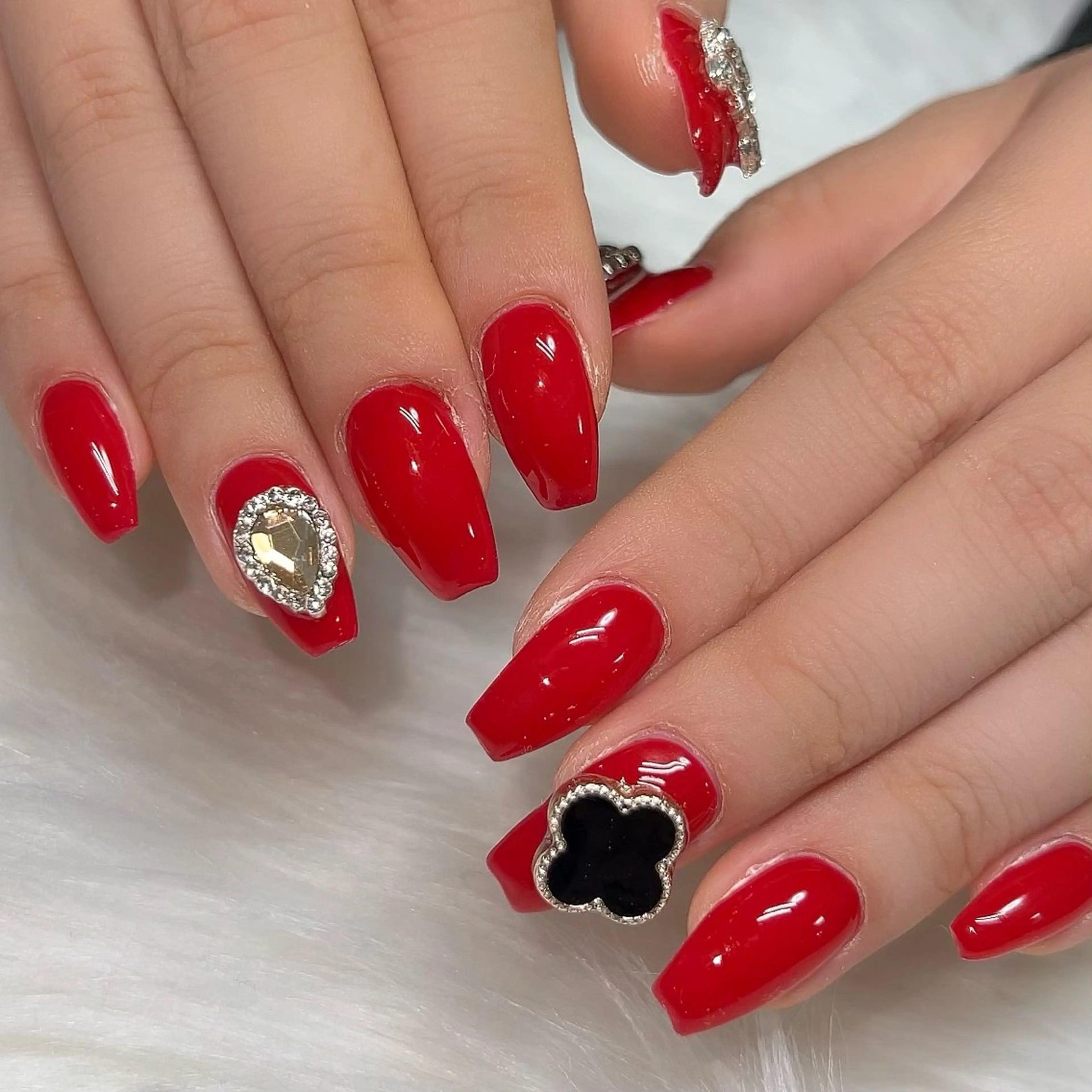 ネイル ハンドネイル 【Yappy🌈】 💖P-tanaのネイルデザイン