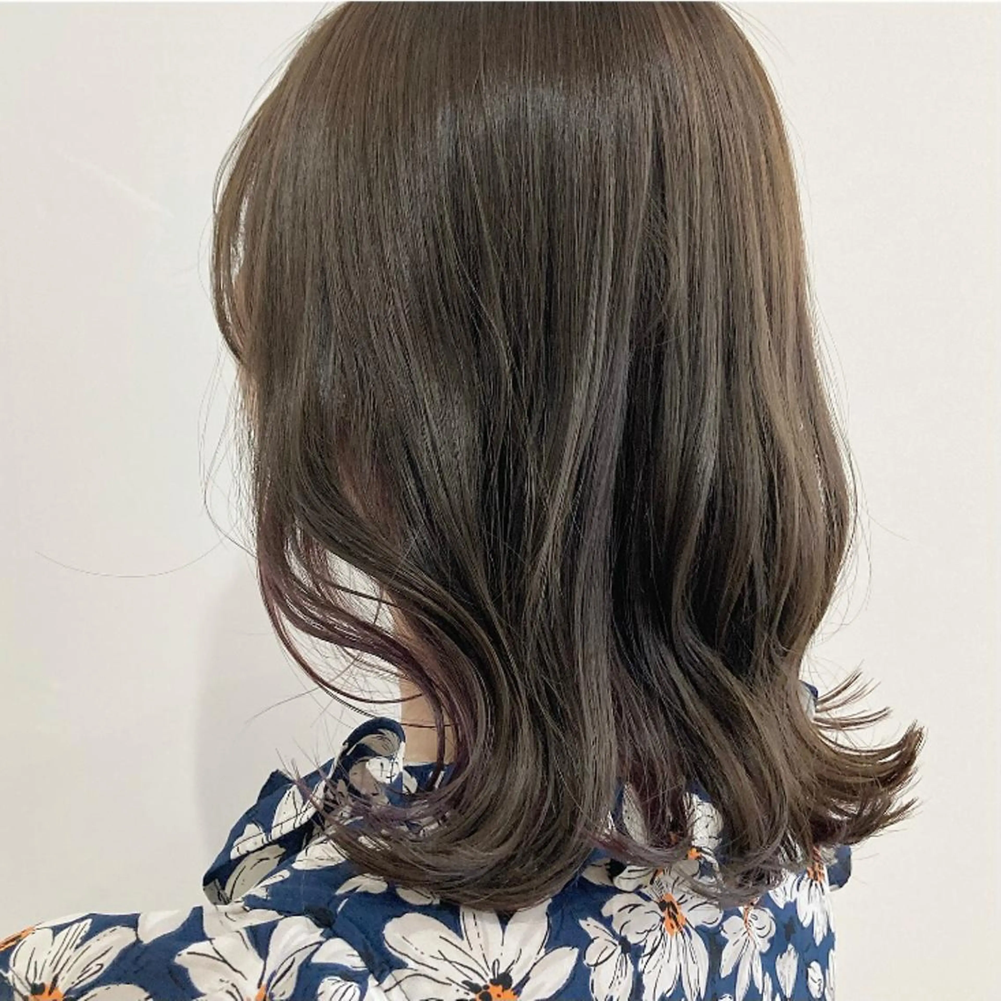 ミディアム カラー ブリーチ パープルカラー お洒落パーマ/ 艶カラー/michiのヘアスタイル