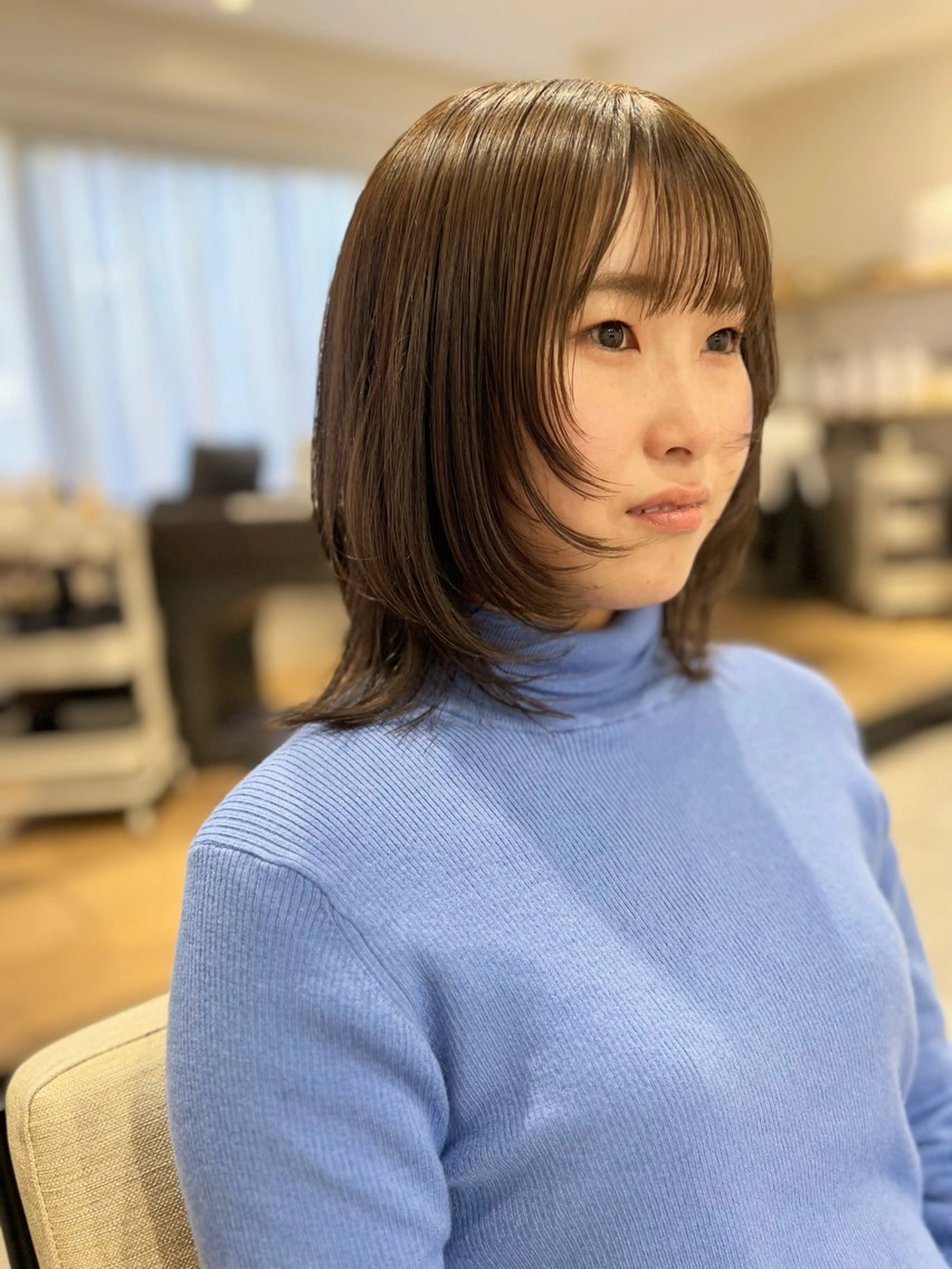 ミディアム カラー 顔まわりレイヤー レイヤーカット 外ハネヘア レイヤー:透けカラー :髪質改善🌼✨のヘアスタイル