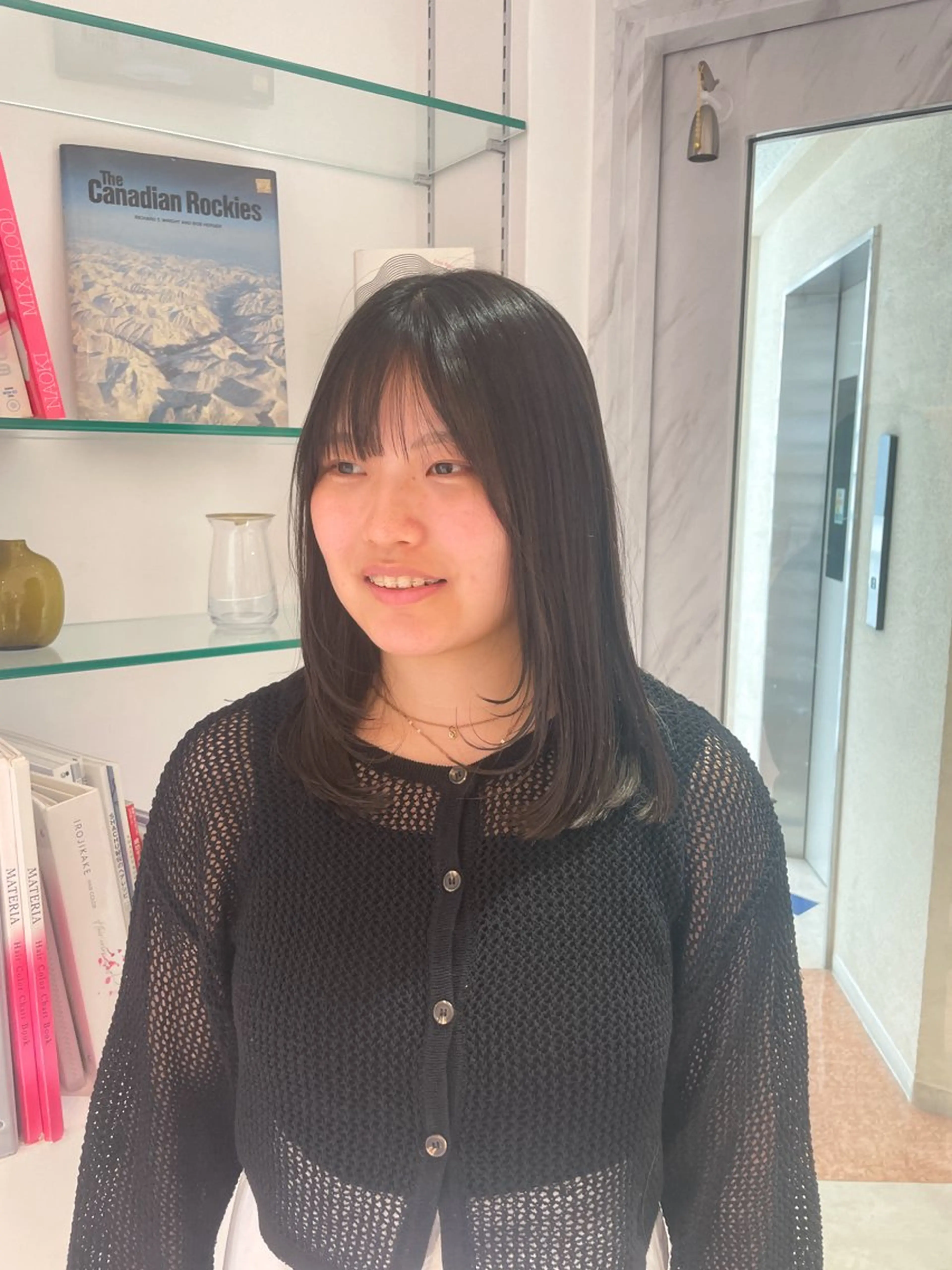 ロング カラー レイヤーカット カット ヘアカラー 佐藤 綾郁のヘアスタイル