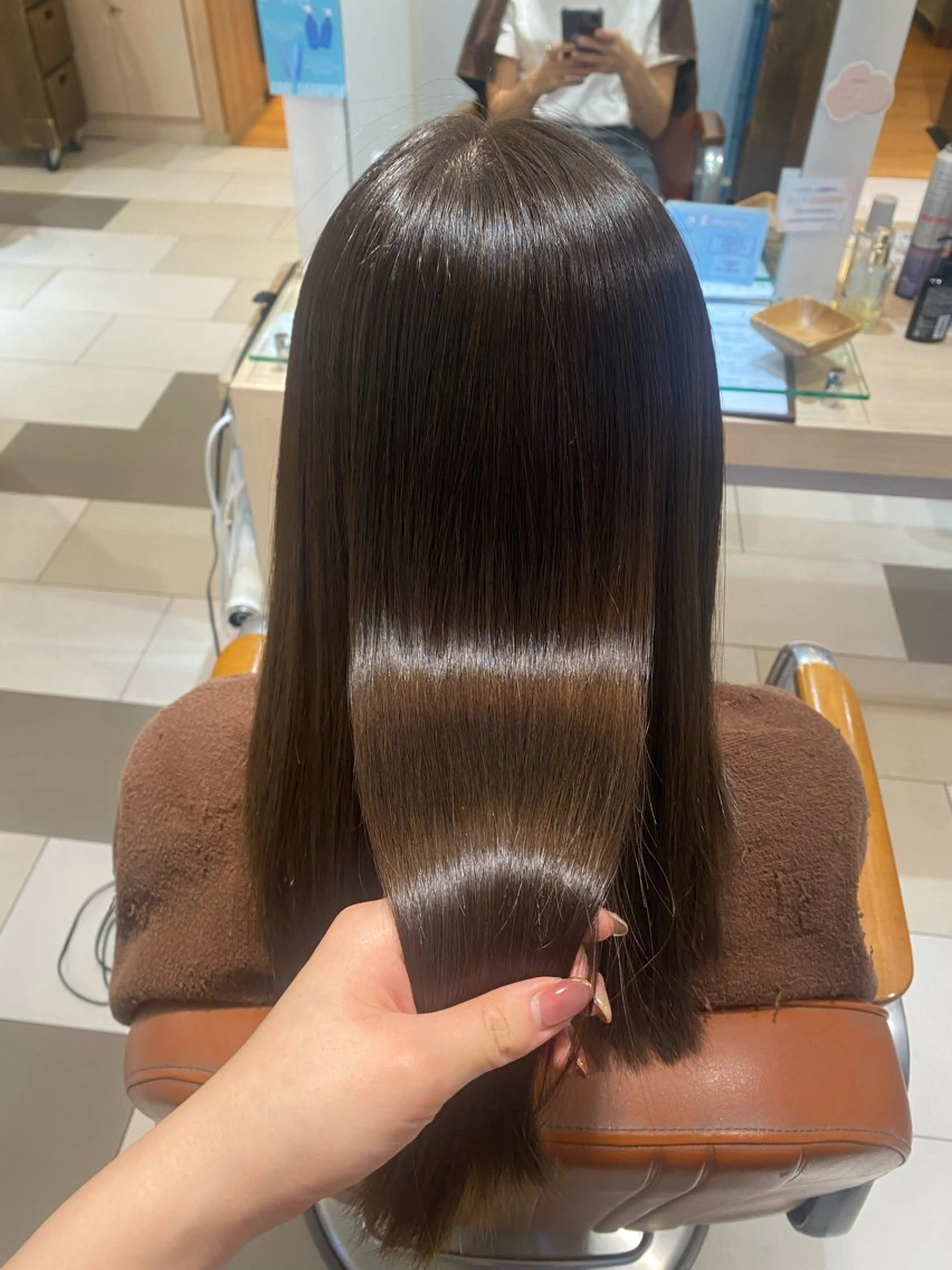 ロング 🦋‪ハイトーンカラ ー🦋‪熊田 史織のヘアスタイル