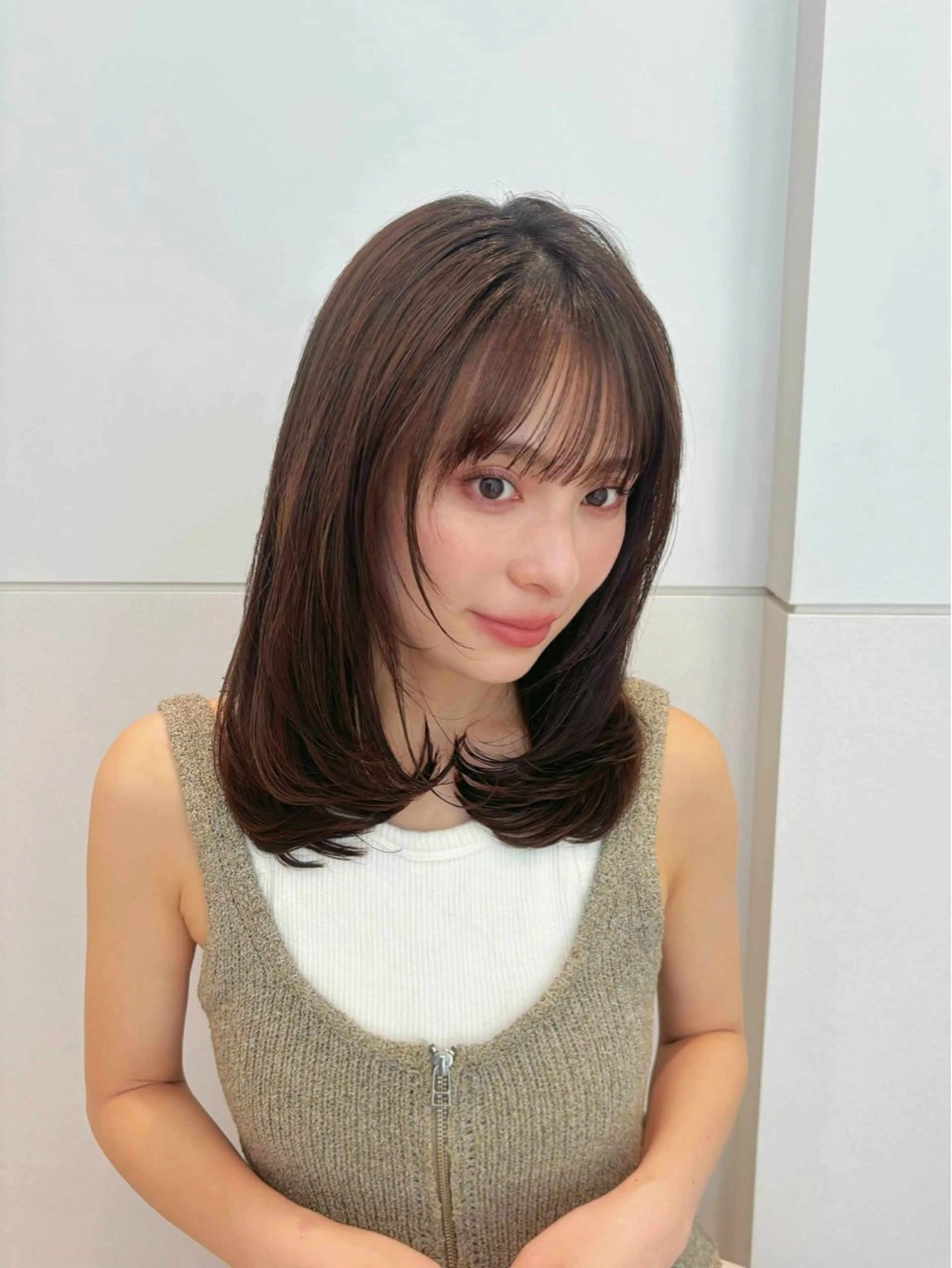 ミディアム カラー パーマ ミディアムレイヤー ミディアムパーマ レイヤーカット 小顔カット カット ヘアカラー 縮毛矯正 トリートメント 🍀本格ヘッドスパ 👑髪質改善🍀英司のヘアスタイル