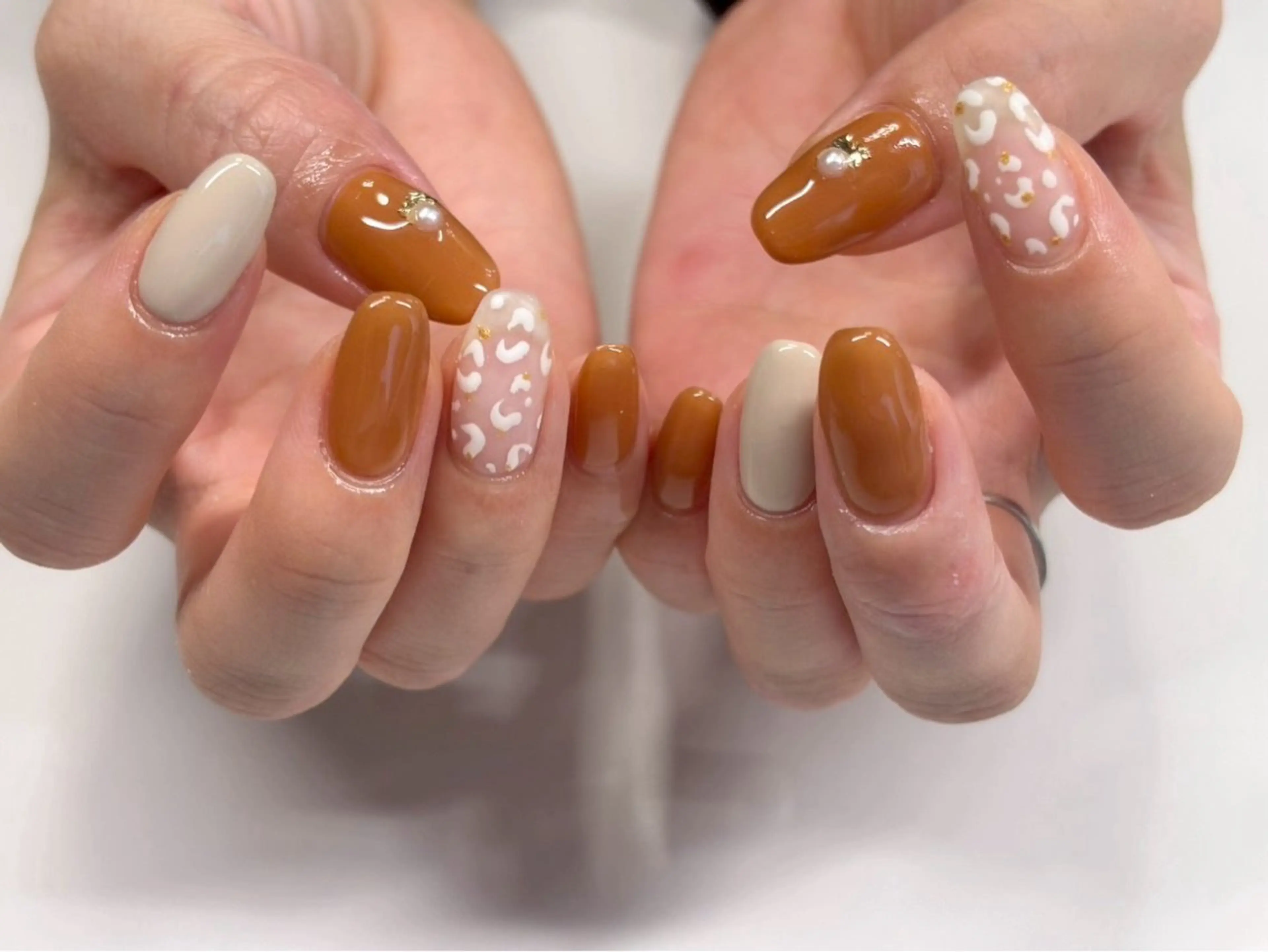 ミディアム ハンドネイル AMI 下北沢駅徒歩3分のネイルデザイン