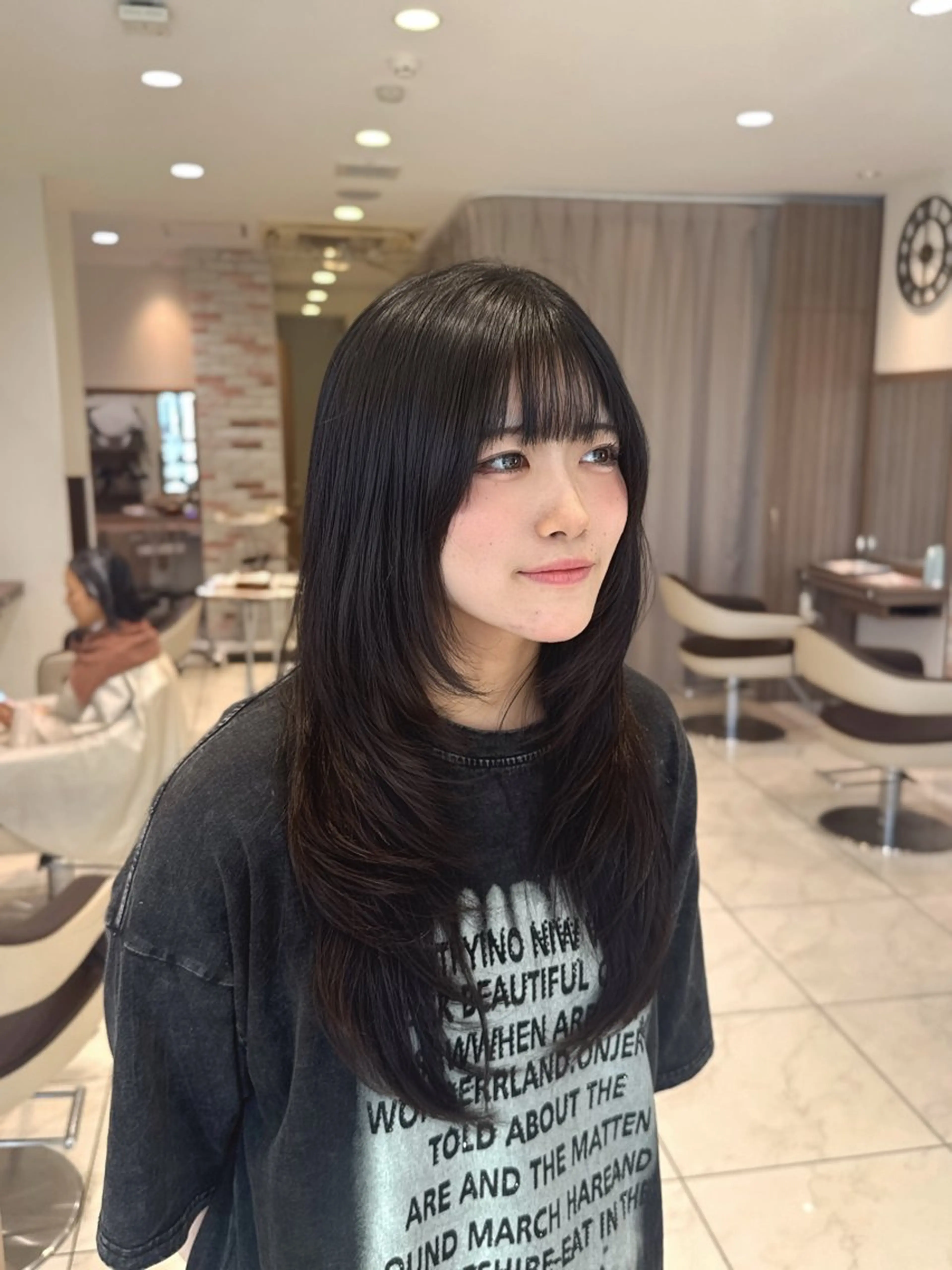 ロング カラー 髪質改善 レイヤーカット トリートメント カット トリートメント 菊池 遼/透明感 /韓国レイヤー/艶感のヘアスタイル