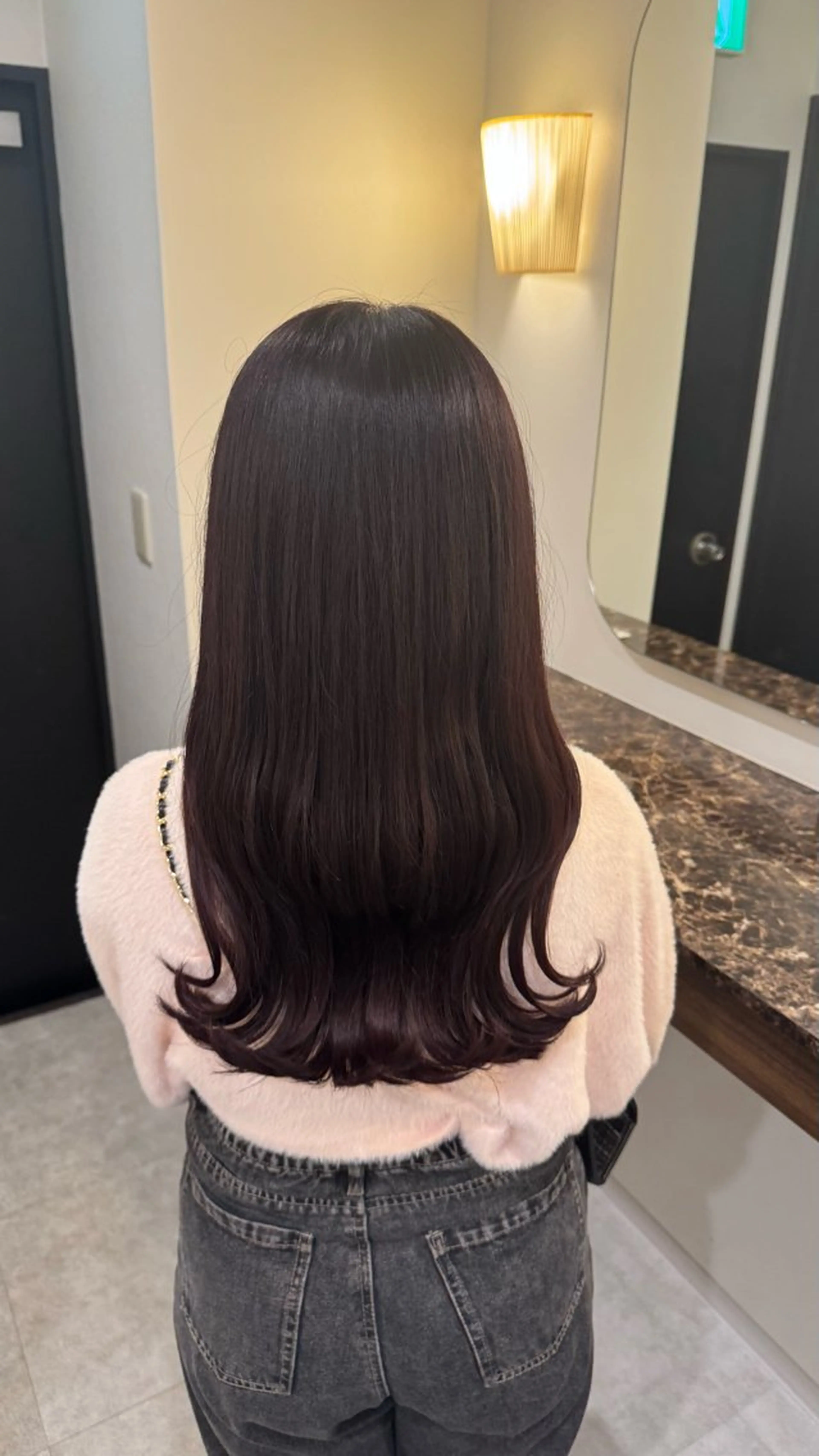 ロング カラー 高木 里乃のヘアスタイル