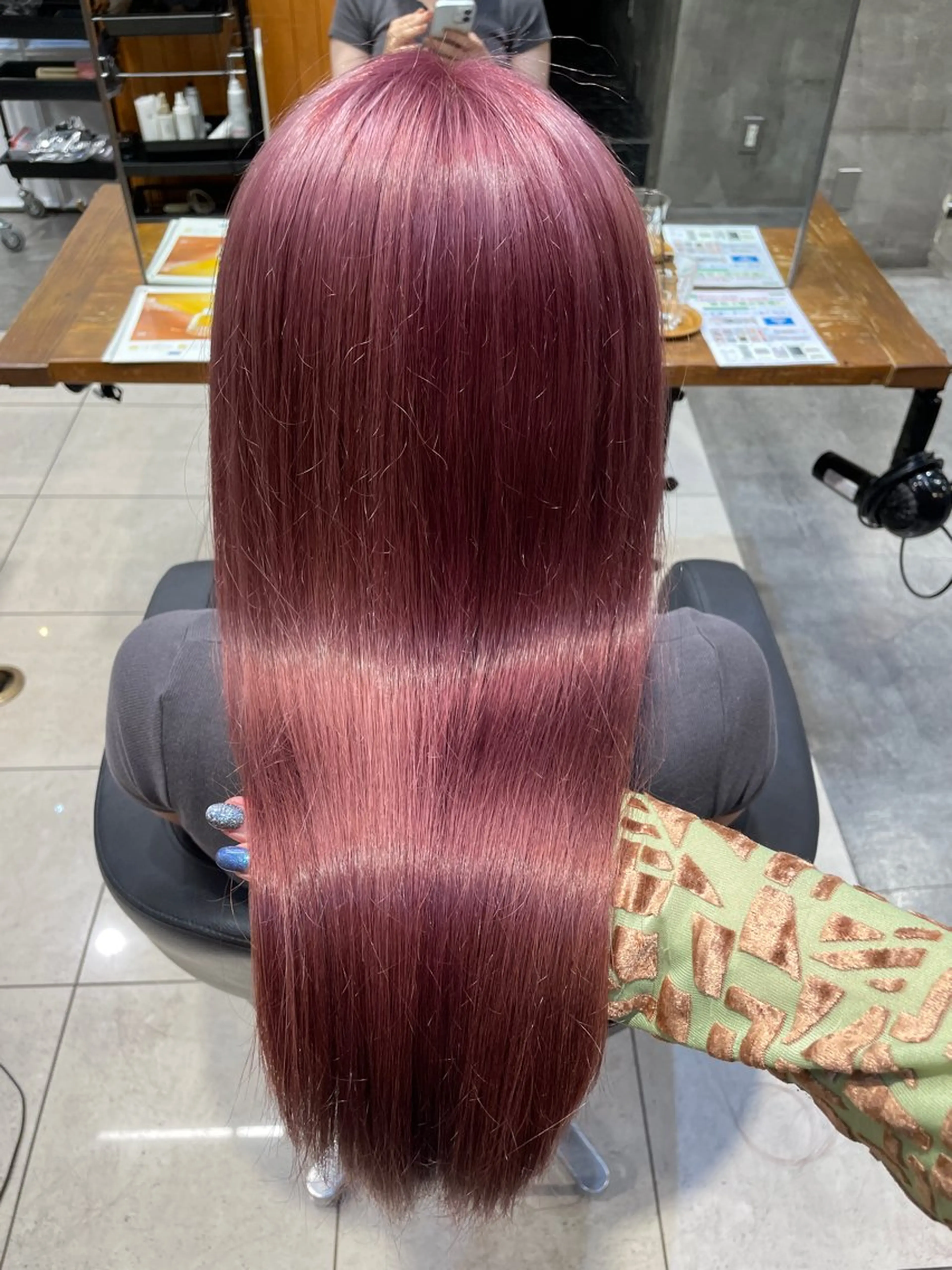 ロング カラー カット ヘアカラー トリートメント レイヤー/ 透明感カラー/マドカのヘアスタイル