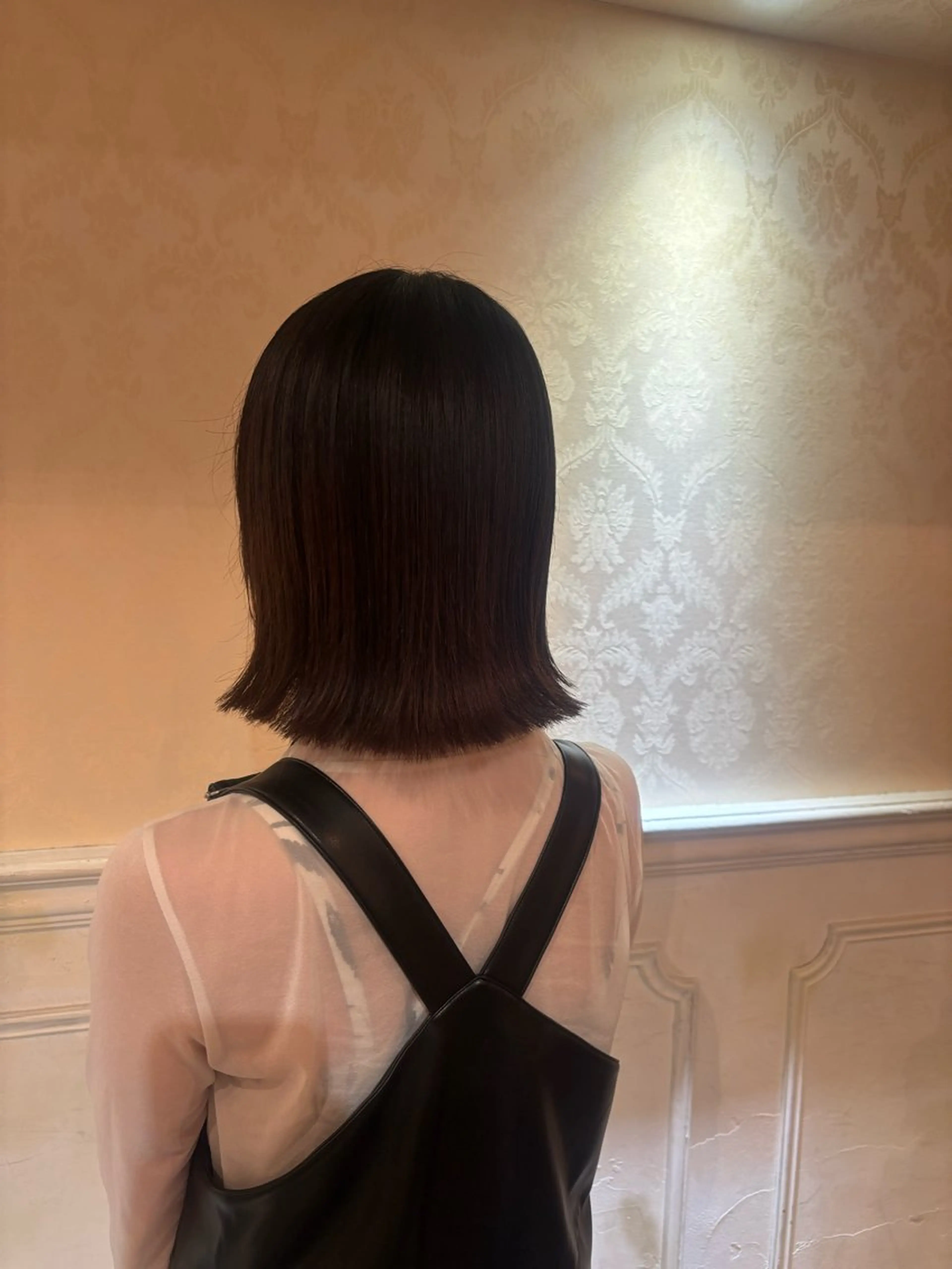 ミディアム 切りっぱなしボブ ボブ 髪質改善カラー ベージュ🤎YUMEのヘアスタイル