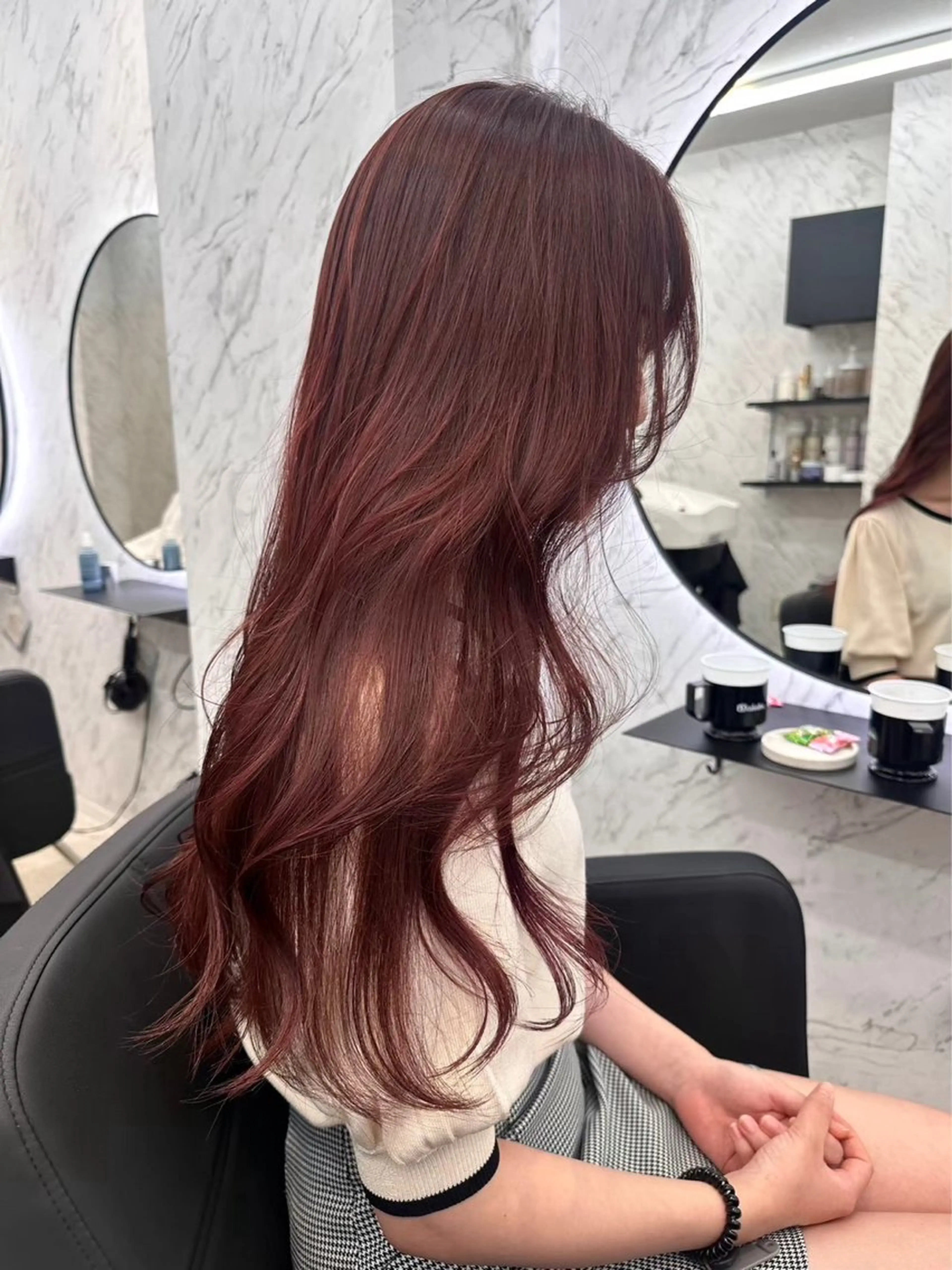 ロング カラー レッドカラー 韓国艶カラー 🇰🇷💎MIUのヘアスタイル