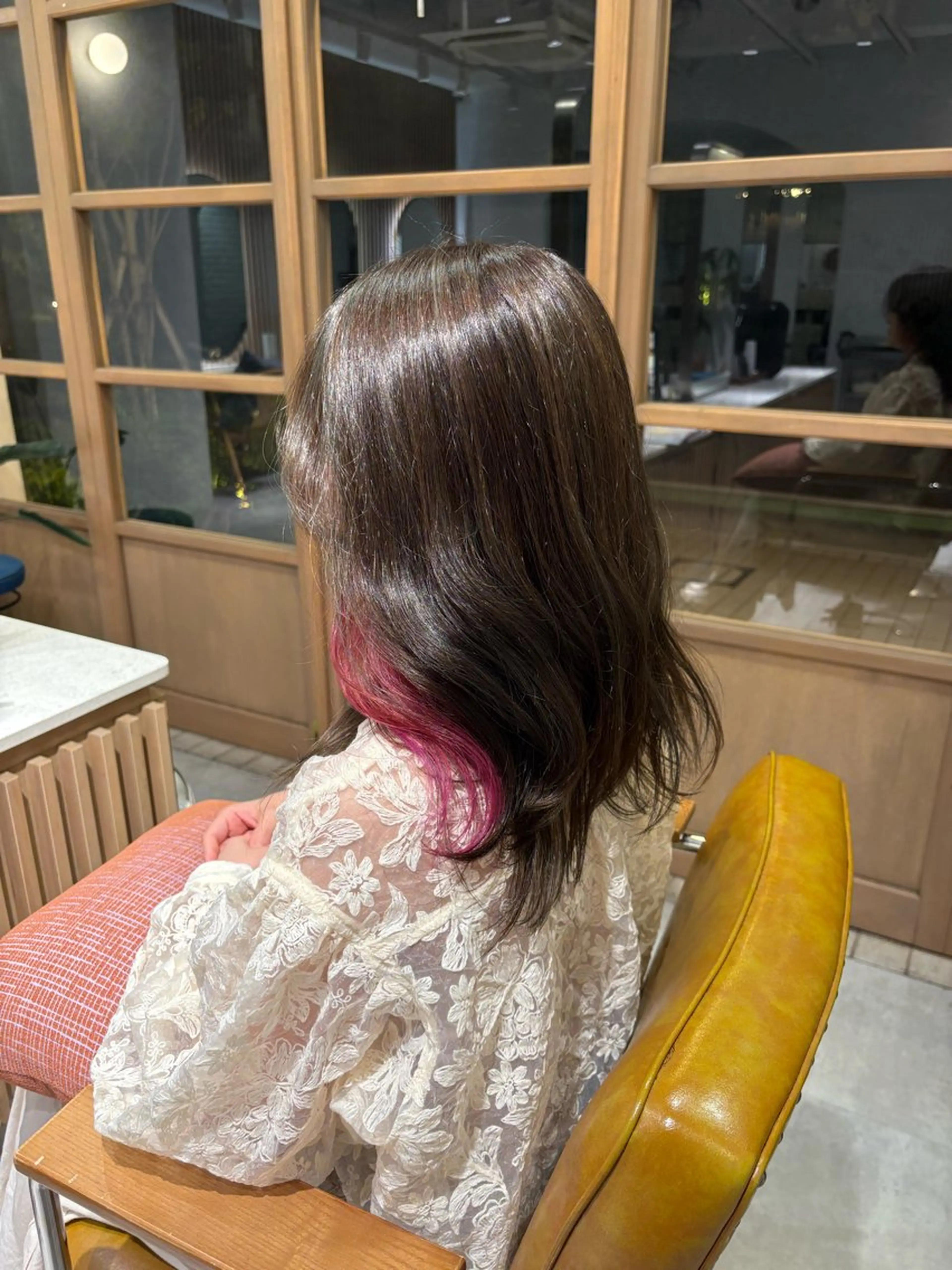 セミロング ヘアカラー 小林 篤滋郎のヘアスタイル