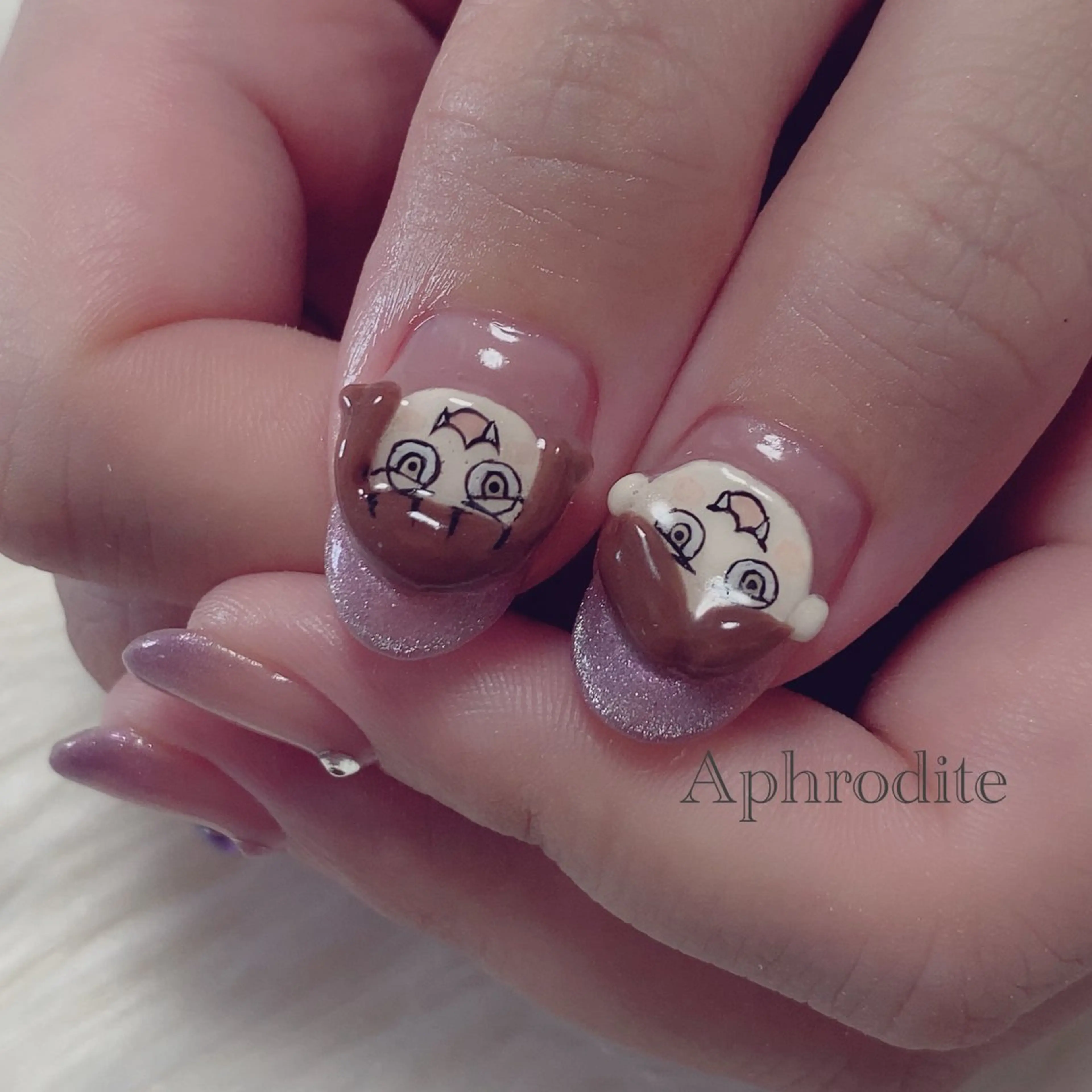 ネイル Aphrodite パラジェル認定サロンのネイルデザイン