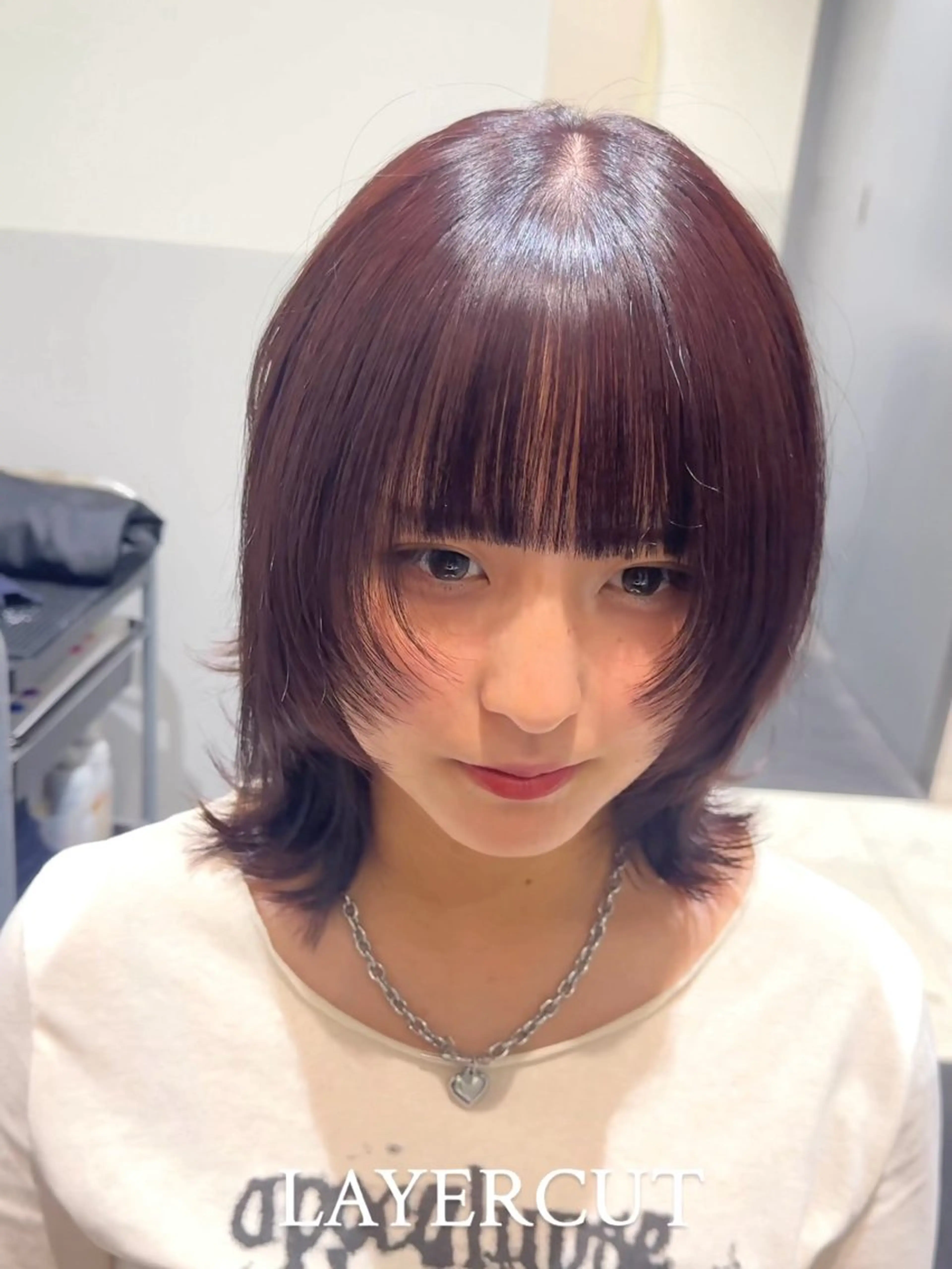 セミロング カラー ブラウンカラー ラベンダーカラー ラベンダーブラウン 顔まわりレイヤー レイヤーカット SALOWIN新宿三丁目【サロウィン】所属・ハッシュレイヤー💐 透明感カラー💐青木のヘアスタイル