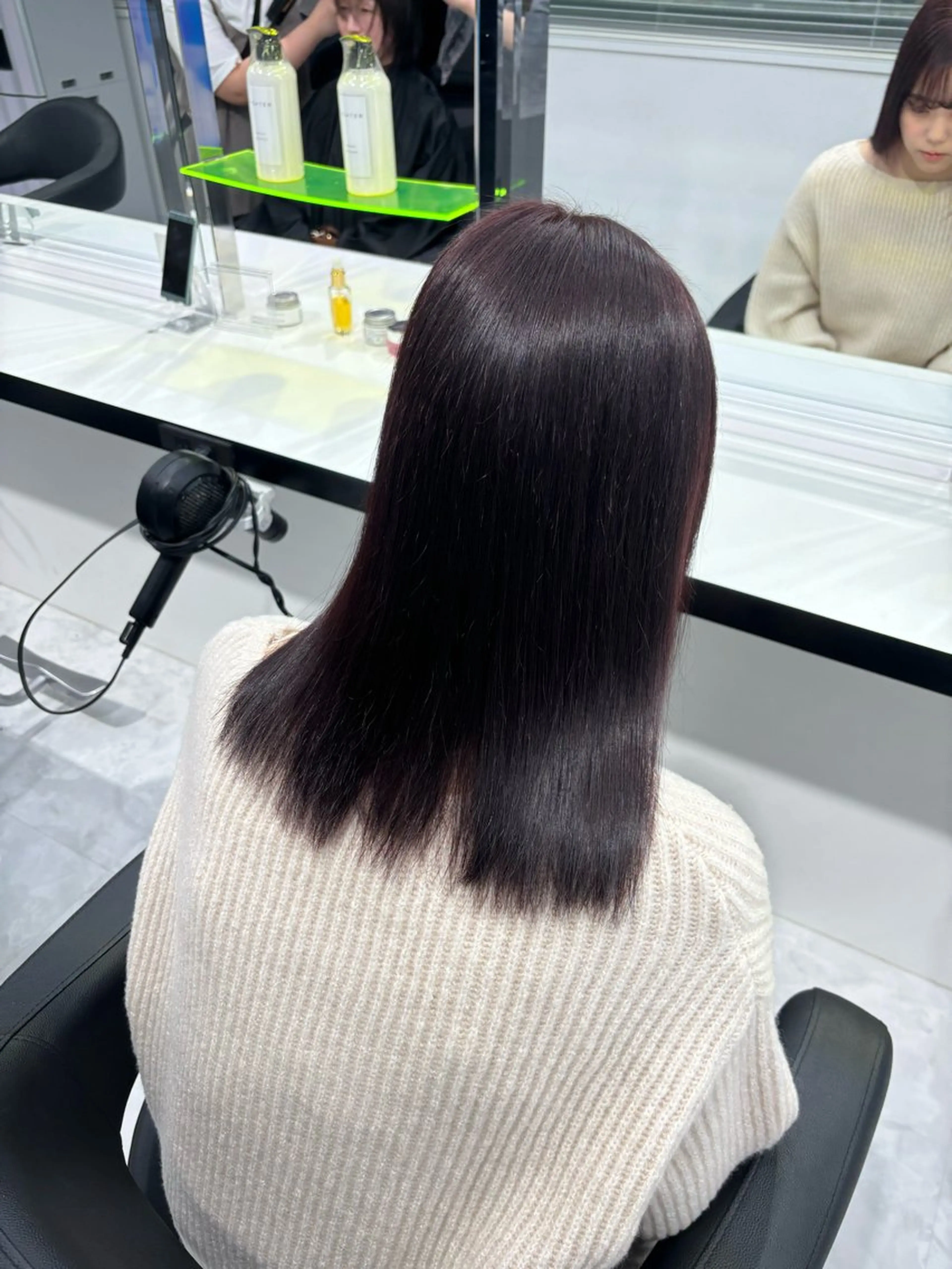 ロング カラー パーマ ヘアアレンジ メンズ ダブルカラー 髪質改善 トリートメント rei／透明感カラー ／オリーブグレージュのヘアスタイル
