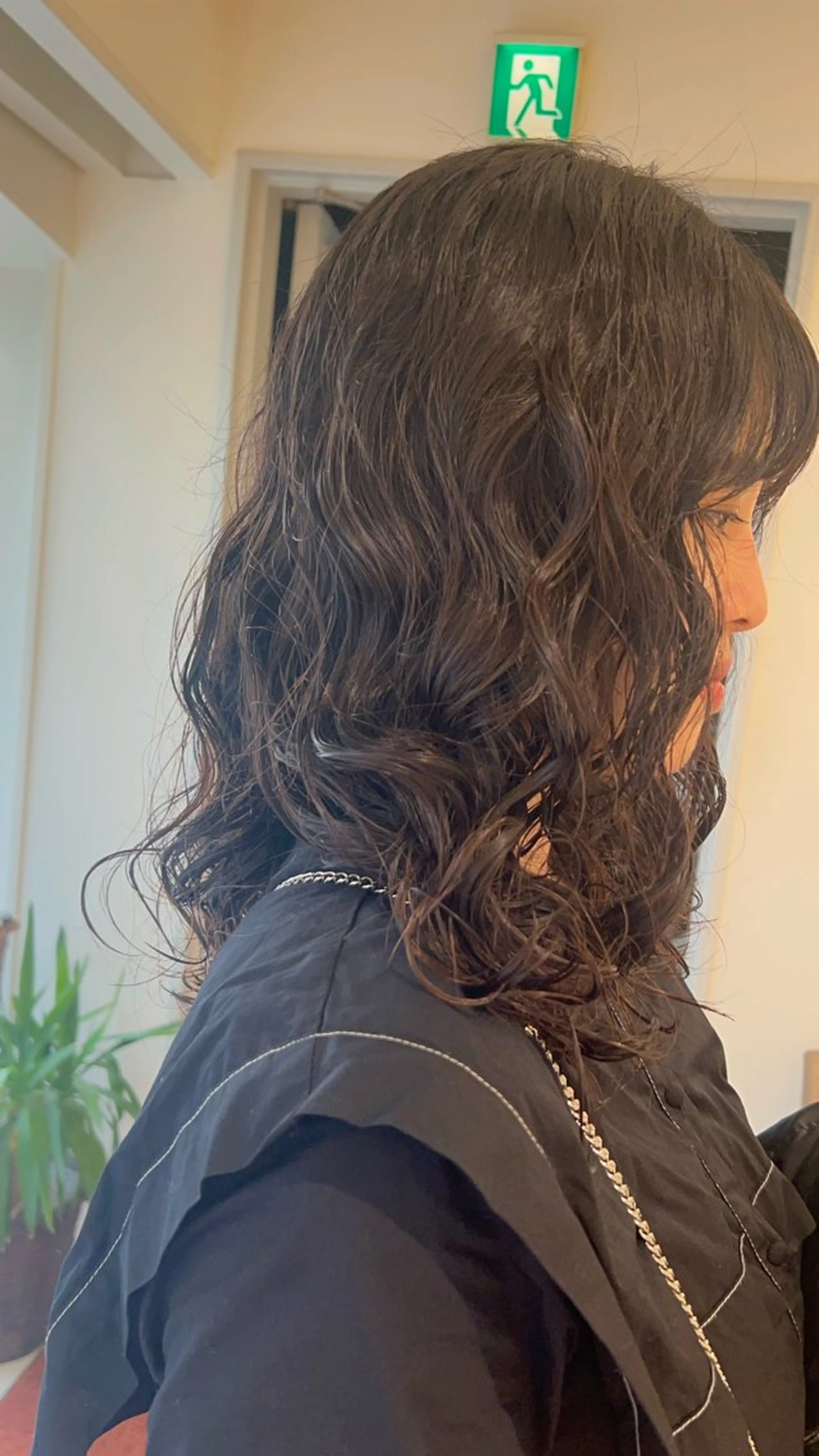 セミロング パーマ 顔まわりカット🥀 原ちひろのヘアスタイル