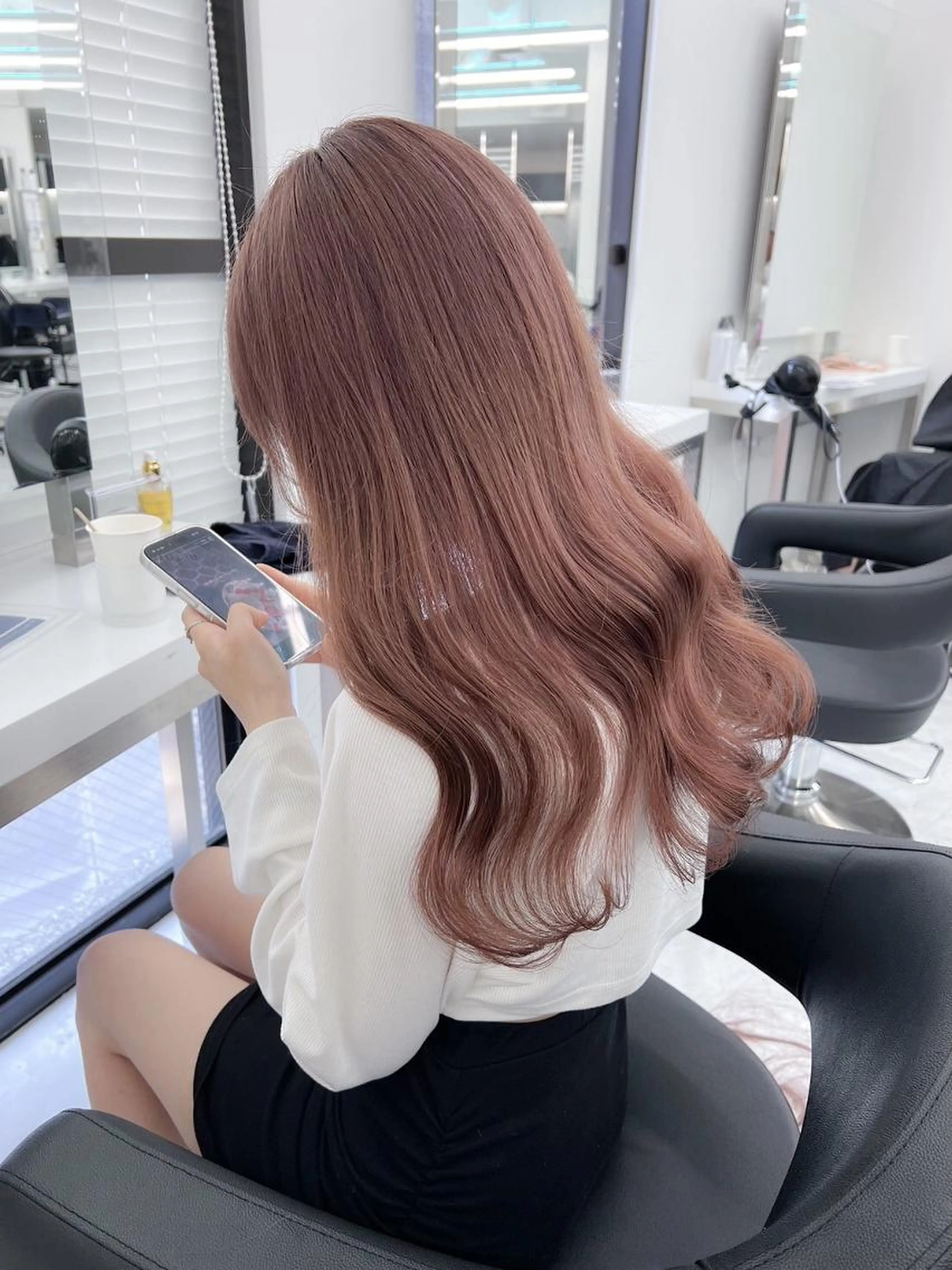 🕊️ハイトーンにするなら🕊️ブリーチありダブルカラー＋炭酸Spa＋オリジナルトリートメント🤍の写真