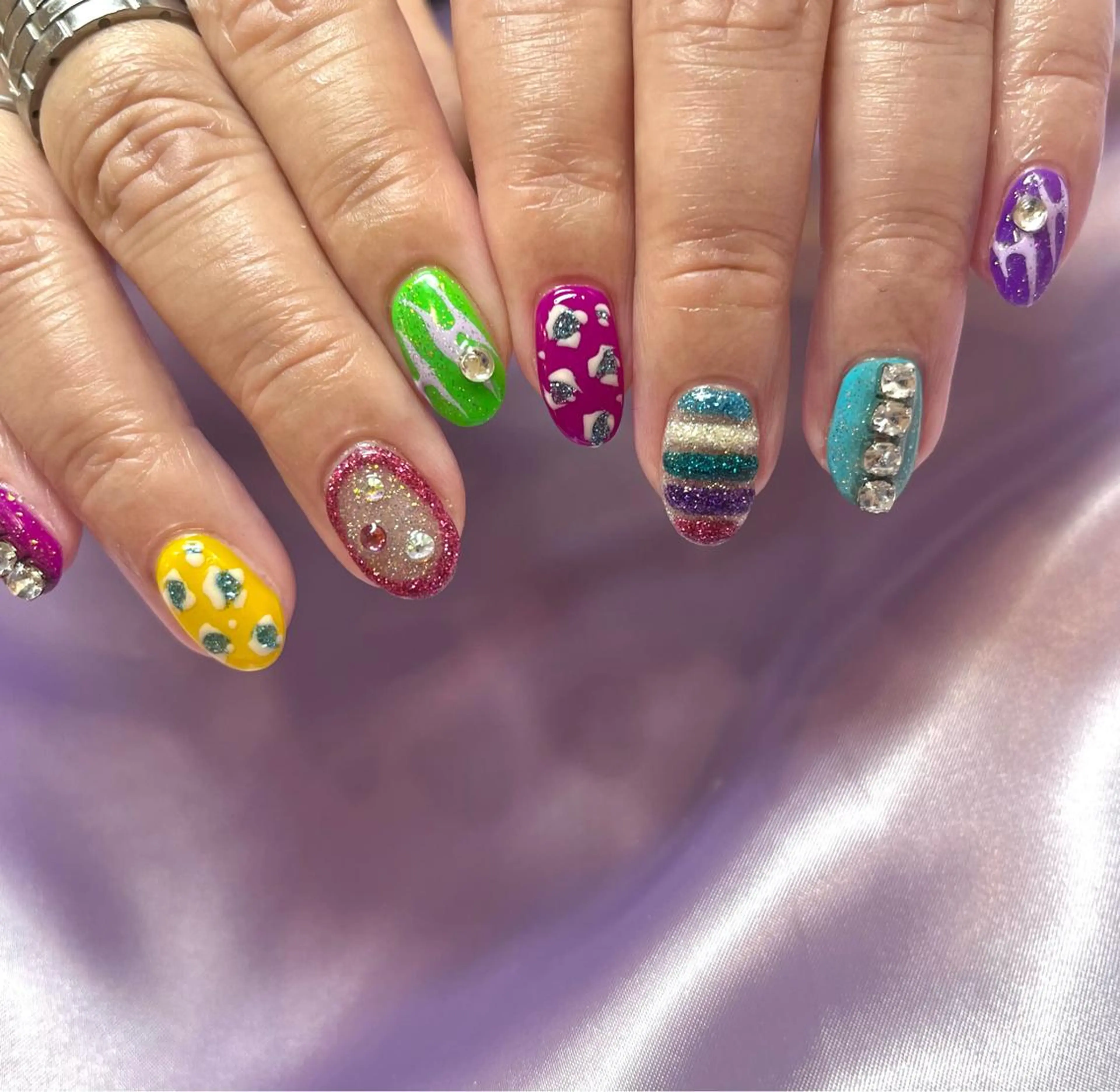 ネイル ジェルネイル キラキラネイル ハンドネイル フットネイル para ☀︎ sol by BECK所属・Para Sol nail　Maoのネイルデザイン