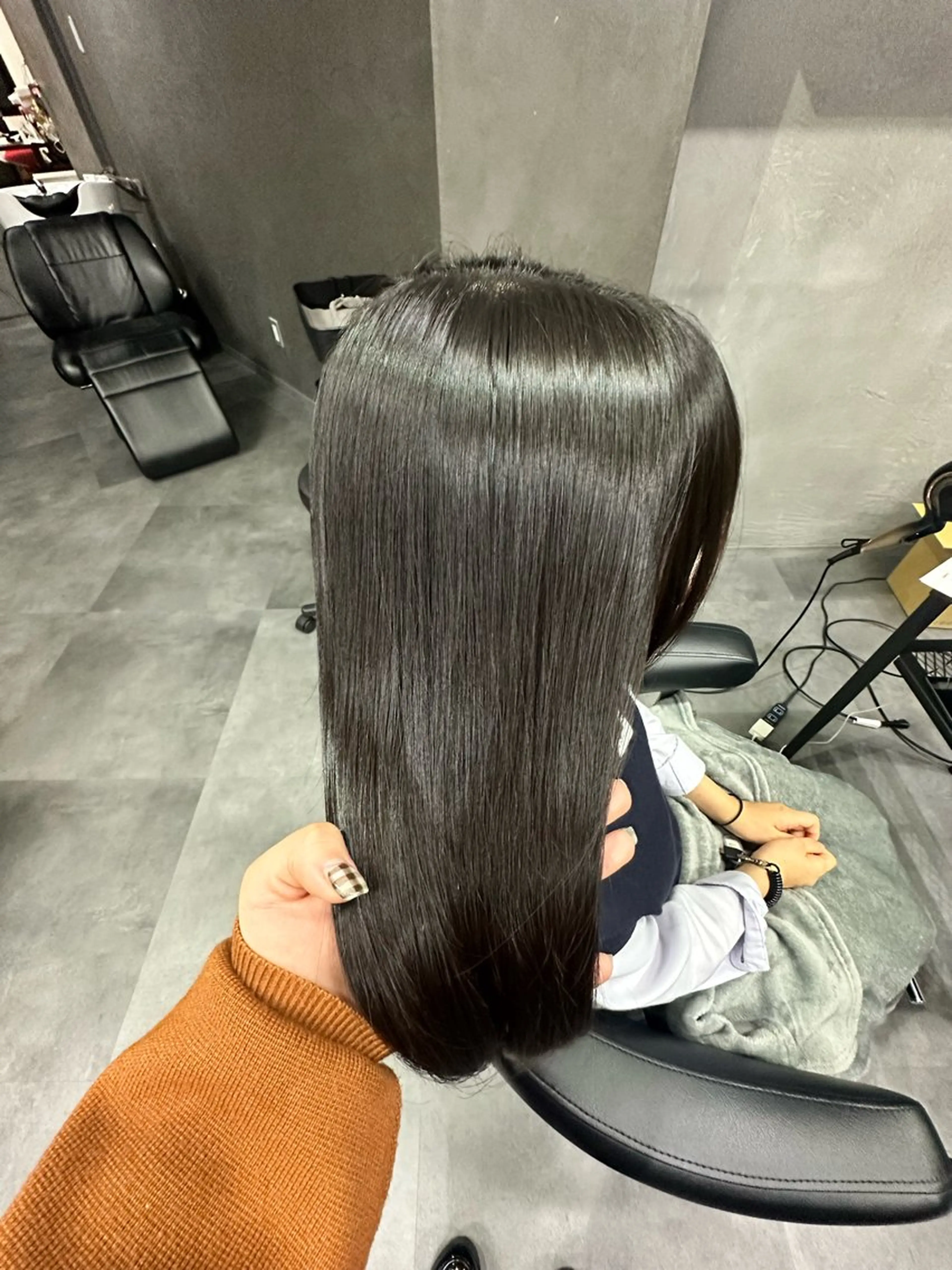 ミディアム パーマ 縮毛矯正 三木 まことのヘアスタイル