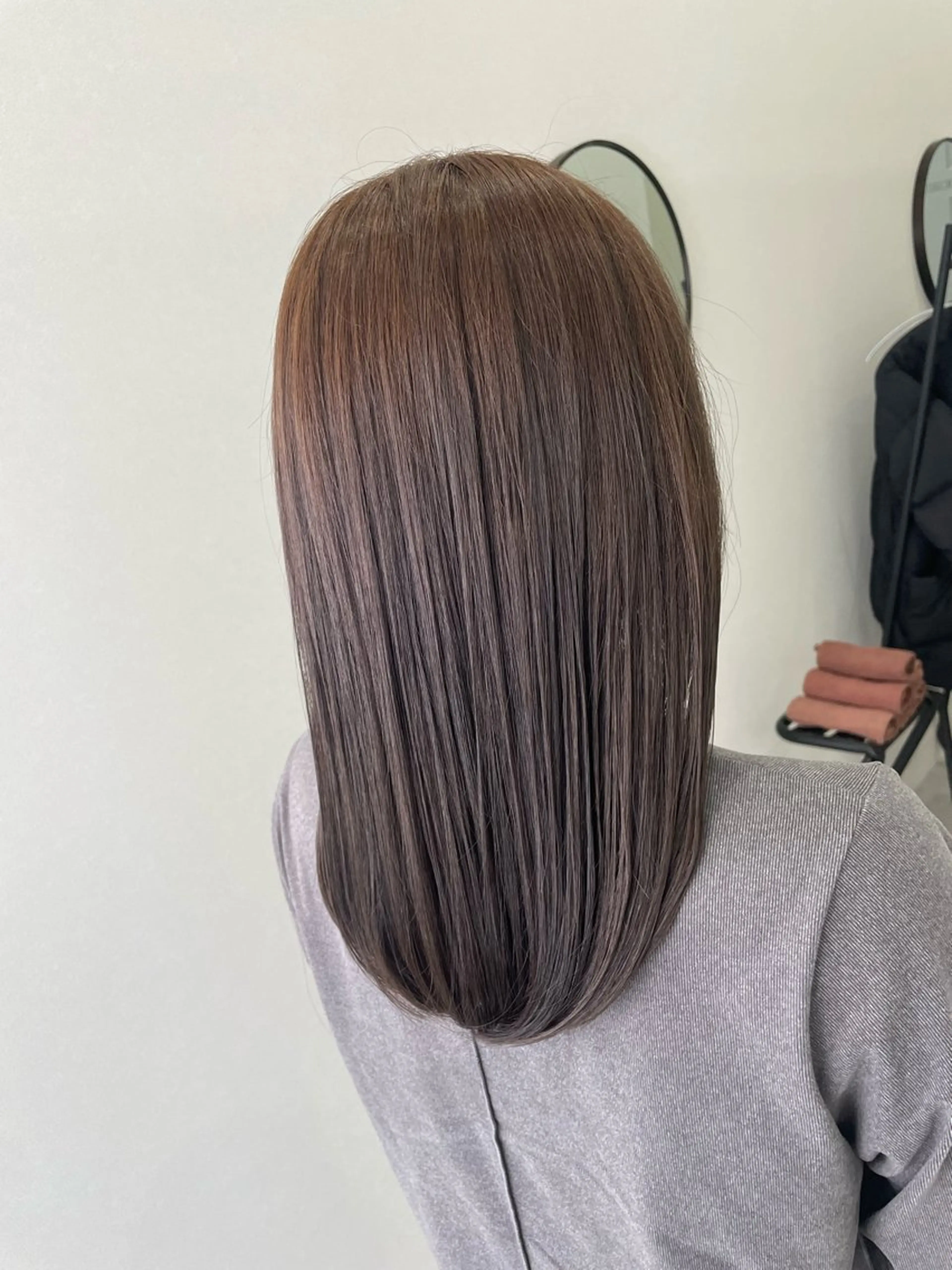 ミディアム Hinako/ カット無料のヘアスタイル