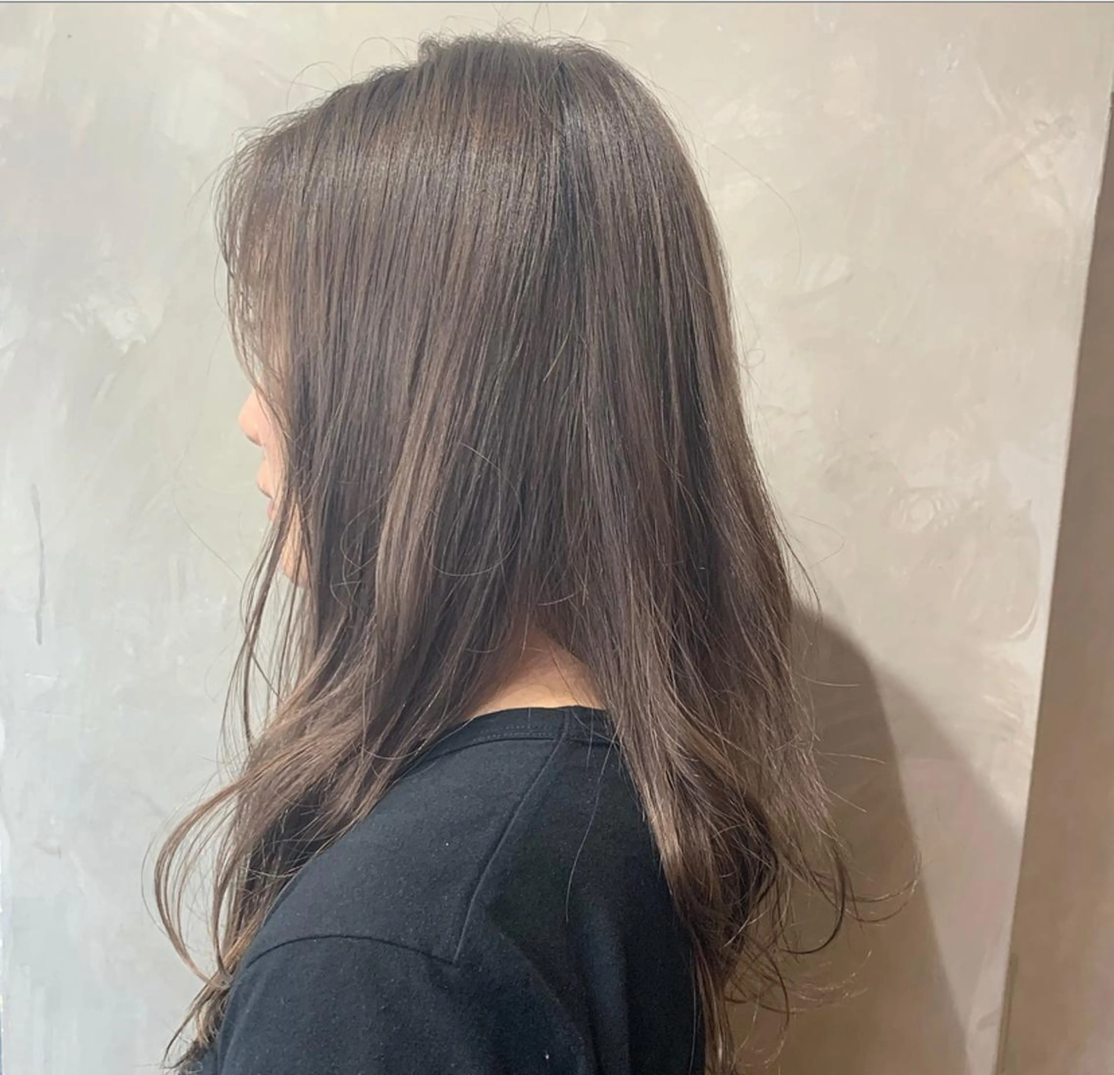 ロング カラー グレージュ ミルクティーグレージュ friity所属・🕊️ HONOKAのヘアスタイル