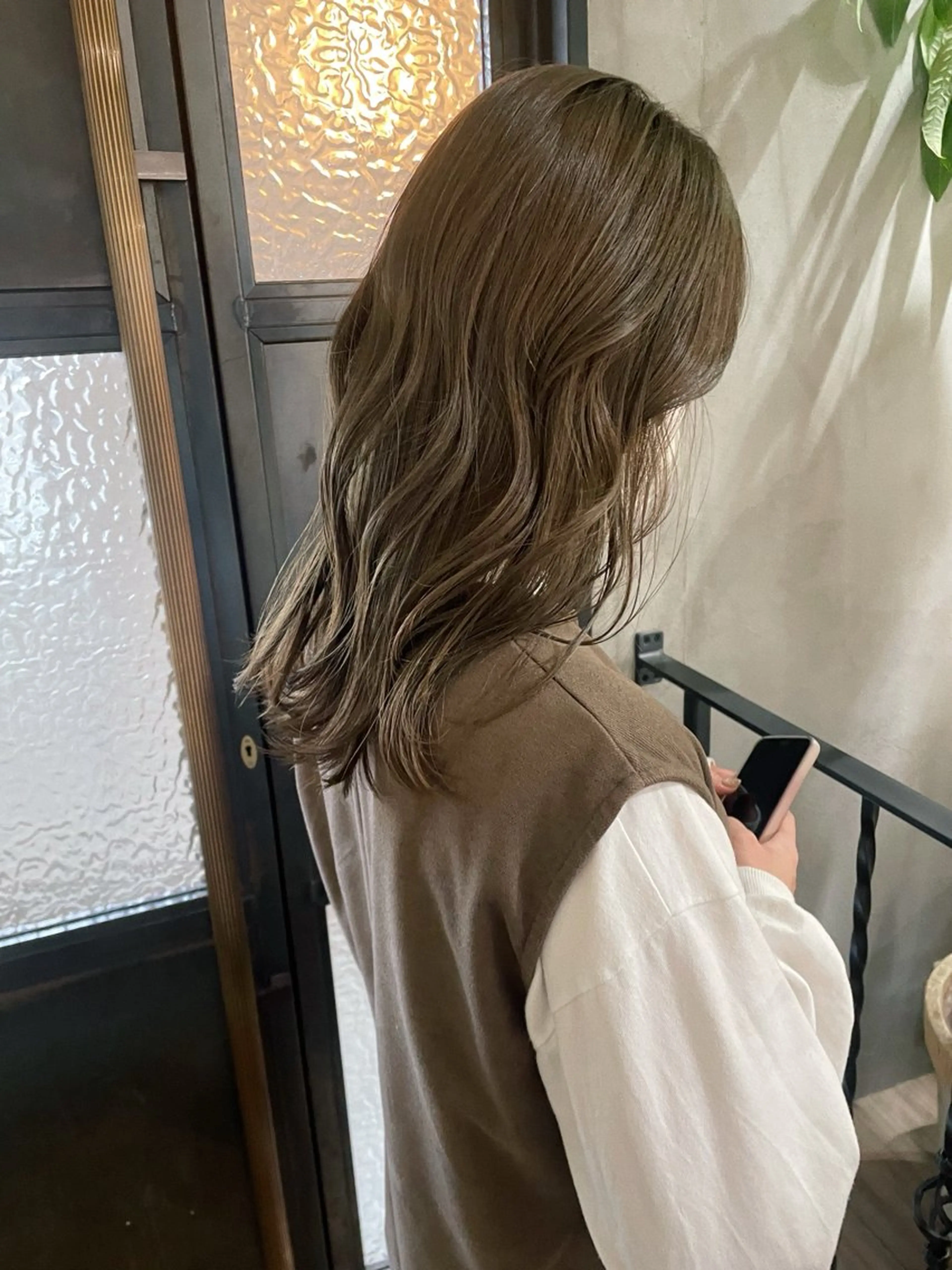 セミロング カラー SALOWIN新潟万代店所属・SaKiho 🎀のヘアスタイル