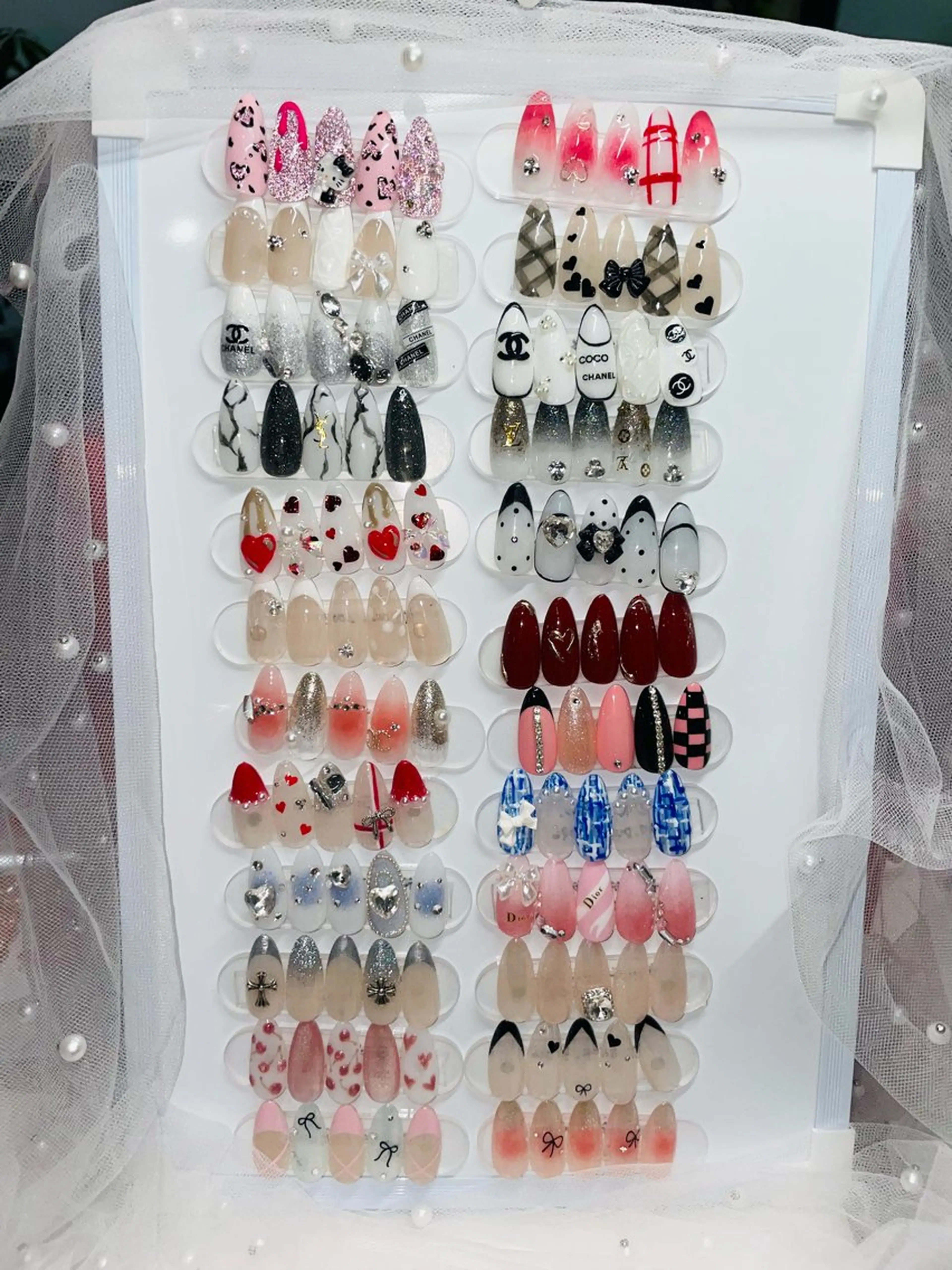 ネイル ハンドネイル I-nail Moeのネイルデザイン