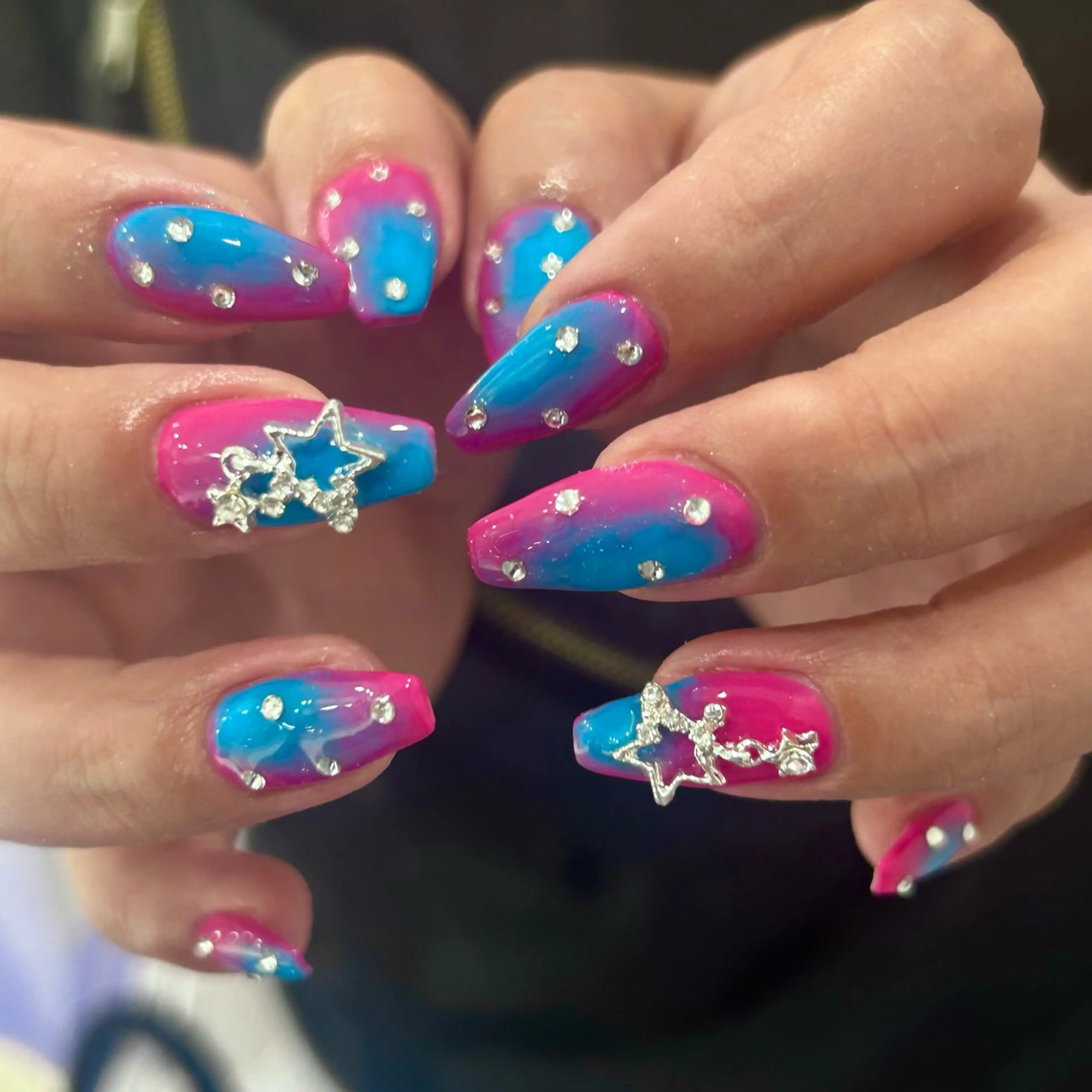 ネイル VENUSBELT hidekaのネイルデザイン