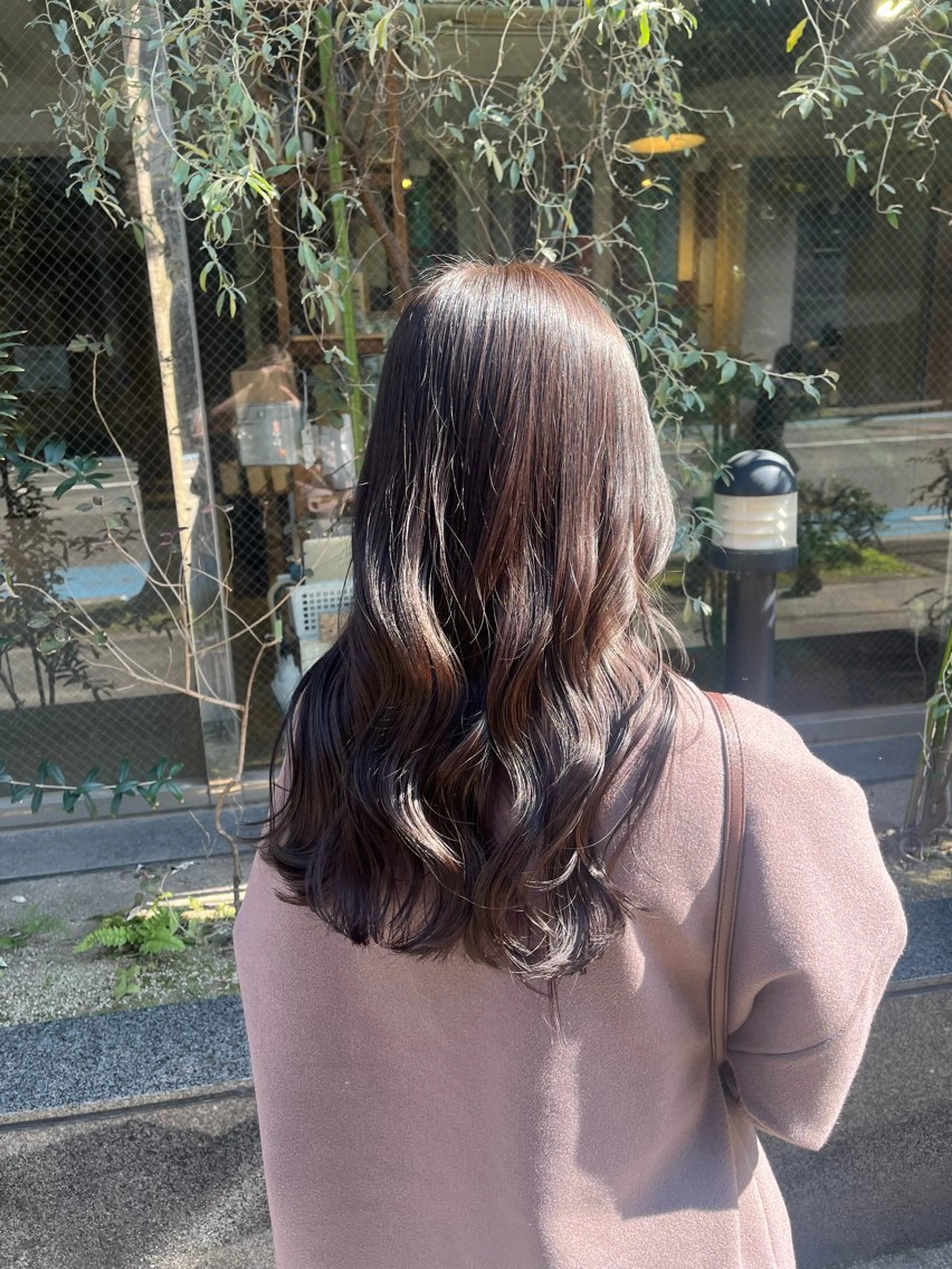 ロング カラー ブラウンカラー ナチュラルブラウン カット ヘアカラー トリートメント えんぐちとも／透明感 カラー／博多ボブのヘアスタイル