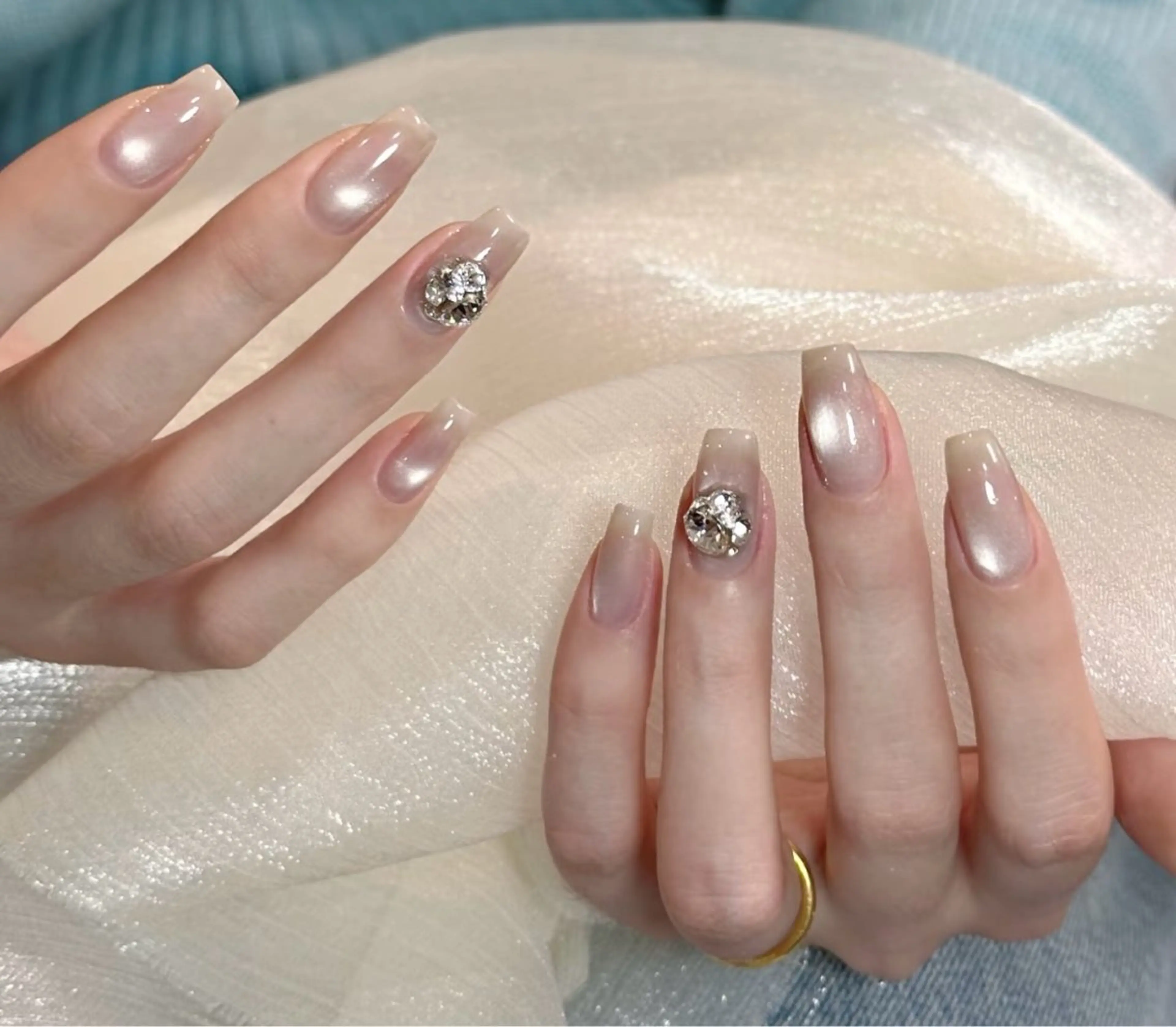 ネイル yurinailsalon所属・萌 モエのネイルデザイン