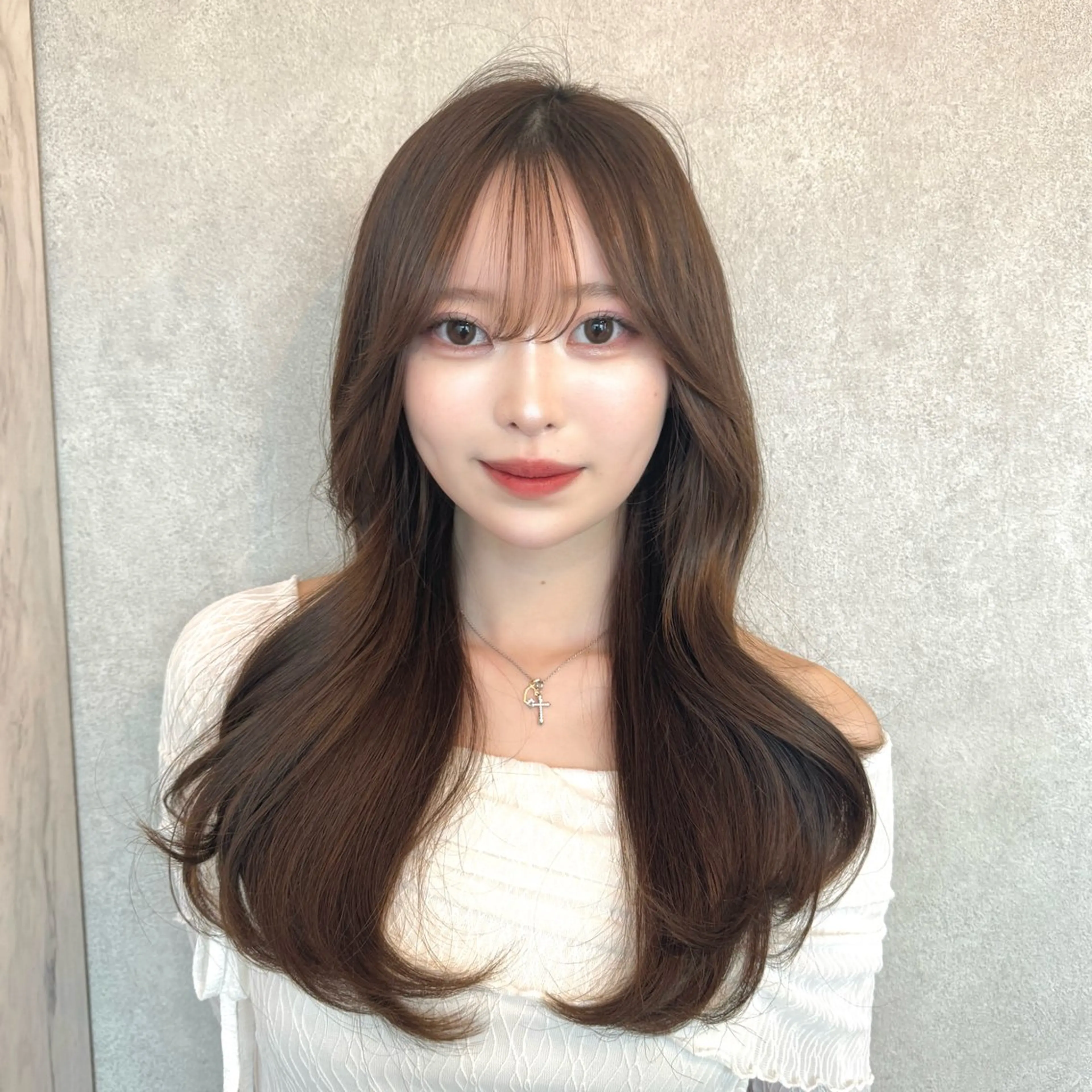 ロング くびれヘア 顔周りカット カット ヘアカラー トリートメント 🎀しゅな/韓国 レイヤー/透明感♡のヘアスタイル