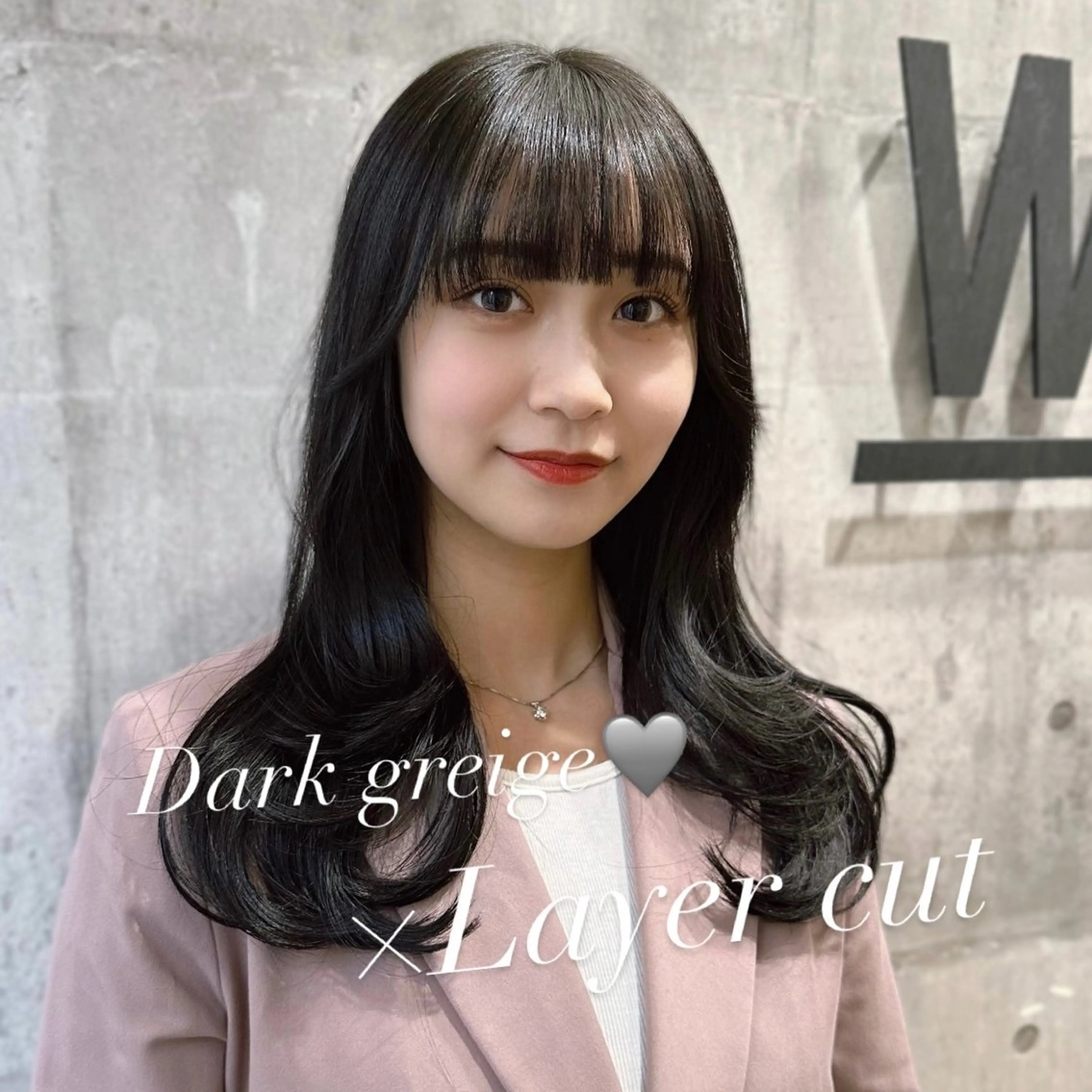 セミロング カラー 黒髪 ダークグレー ダークグレージュ グレージュ 髪質改善 韓国𝐻𝑎𝑖𝑟 🇰🇷🖤ジアのヘアスタイル